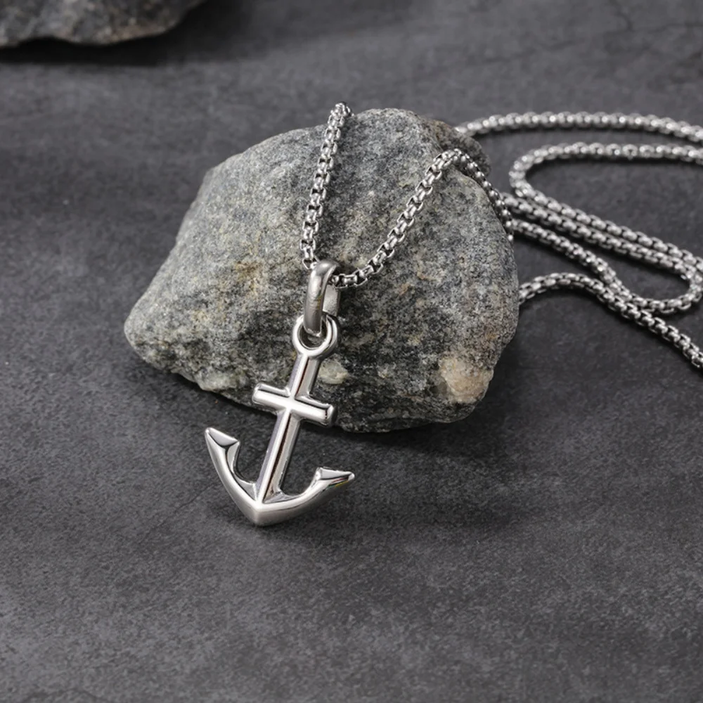 Schlichtes Design, zylindrische Form, Anhänger-Halskette, Retro-Stil für Männer, goldfarbene Edelstahl-Schlangenkette, Schmuck, Hip-Hop-Accessoires – Detail 3