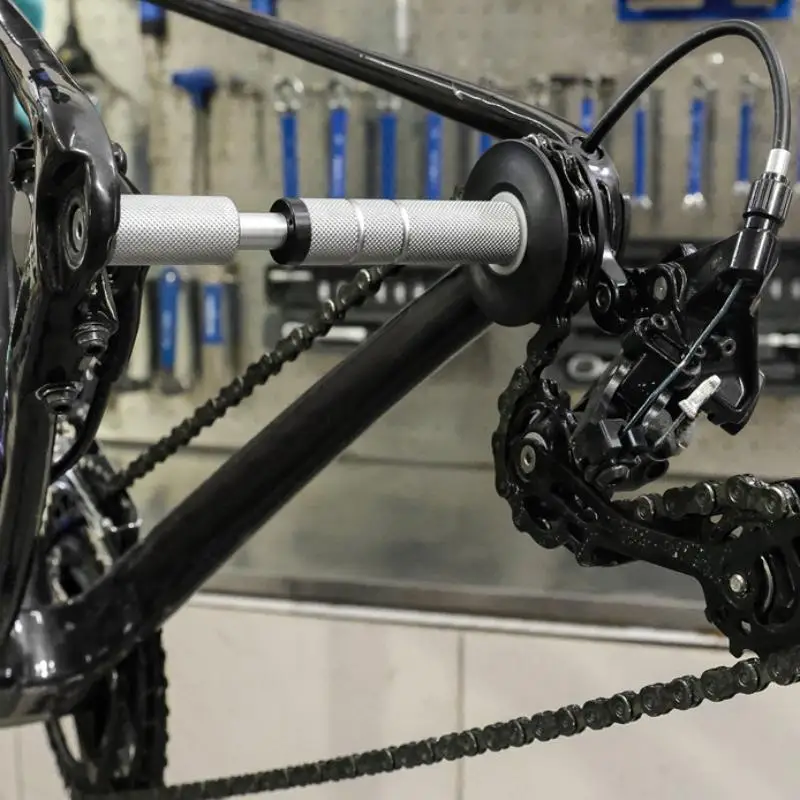 

Road Bike Chain Cleaning Fixator Retainer Bike Virtual Flywheel Chain Washer Chain Oiler Tool Bike Tools Washing Holder