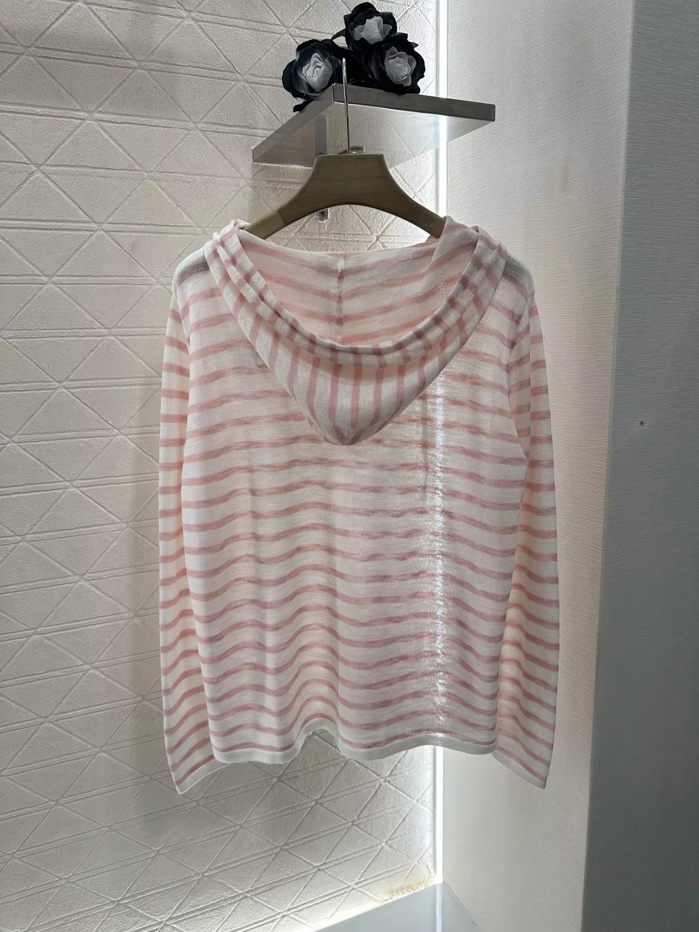 

Designer Brand Summer New Hooded Half Placket Striped Knit Sunscreen Top Texture Advanced Wear Loose Fashion Versatile