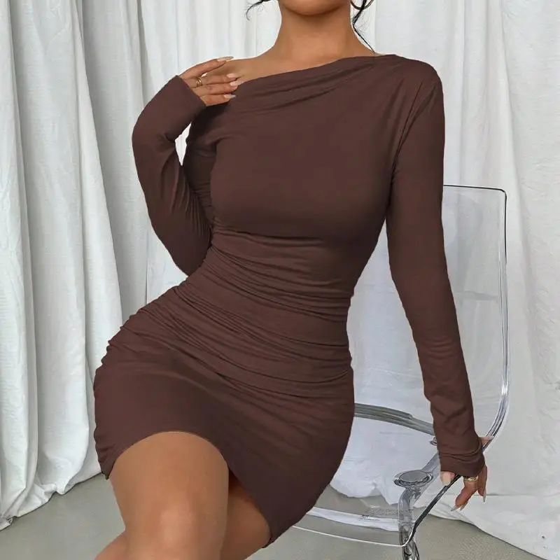 Vestido de Manga Longa com Saia em Camadas e Exposição de Ombros, Cintura Média, Outro Material, Estilo Casual de Inverno par...