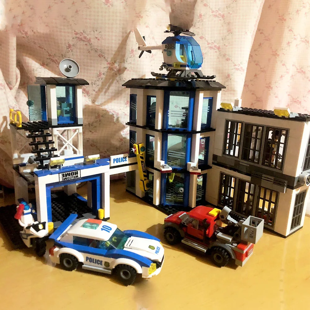 Décennie s de construction de poste de police de la ville pour enfants, jouets de garde, hélicoptère, voiture, figurines de prison SWAT, briques dos, cadeau pour garçon, 60141