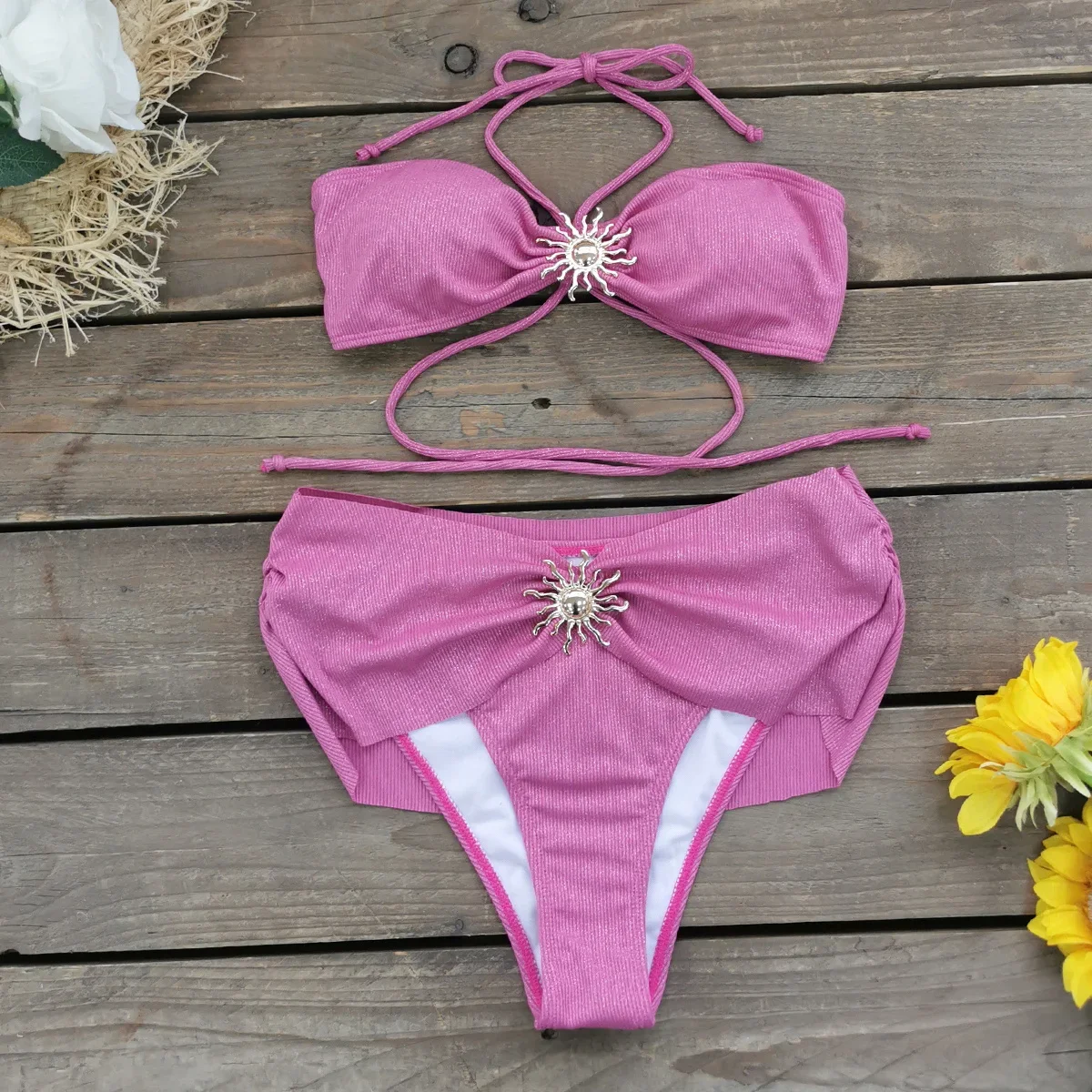 المرأة براقة الأرجواني مجموعة البكيني مع الذهب أمة الله لهجات 2 قطعة Biquini المايوه سيدة Strappy بحر 2025 عطلة الملابس