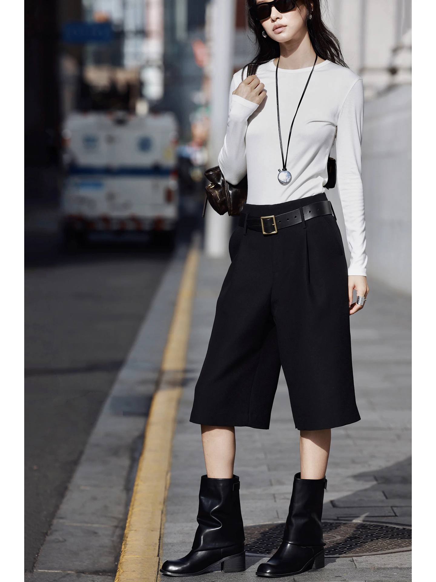 

FANNIU Autumn Winter Wool Silk Straight Leg Five-Quarter Pants High Waist Zipper Closure Comfortable Breathable Casual Trousers