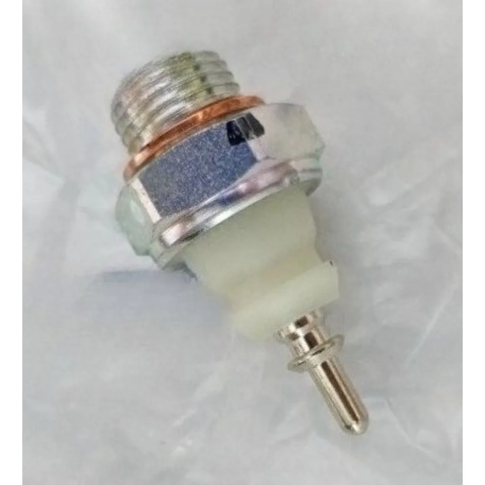 

Oil Pressure Switch Sensing Plug Sensor for SsangYong Korando Actyon Rexton 6715429017 1pc