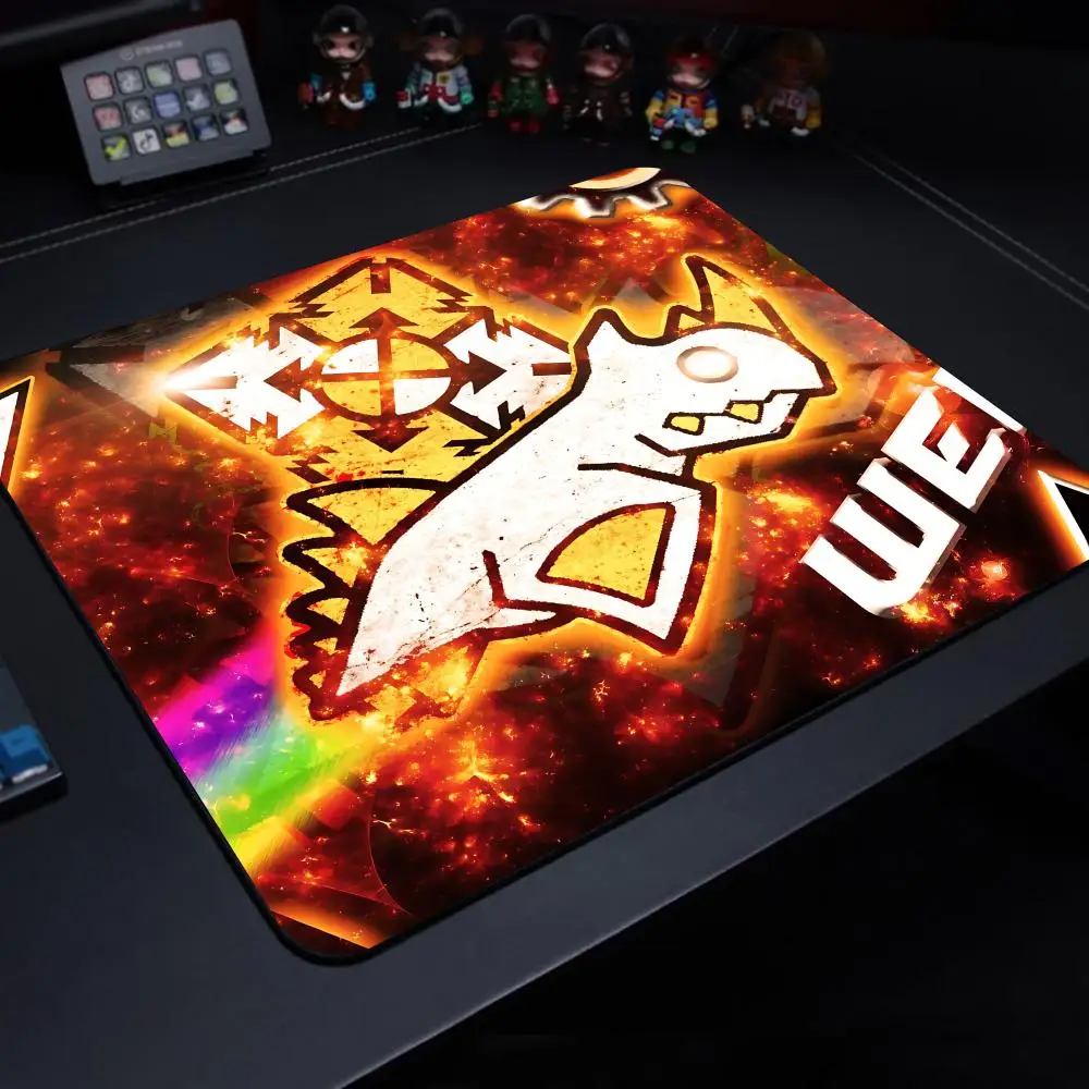 G-Geometry Dashes game Mouse Pad Mousepad Small Office Computer Desk Mat Table Keyboard Big Mouse Pad Laptop Cushion