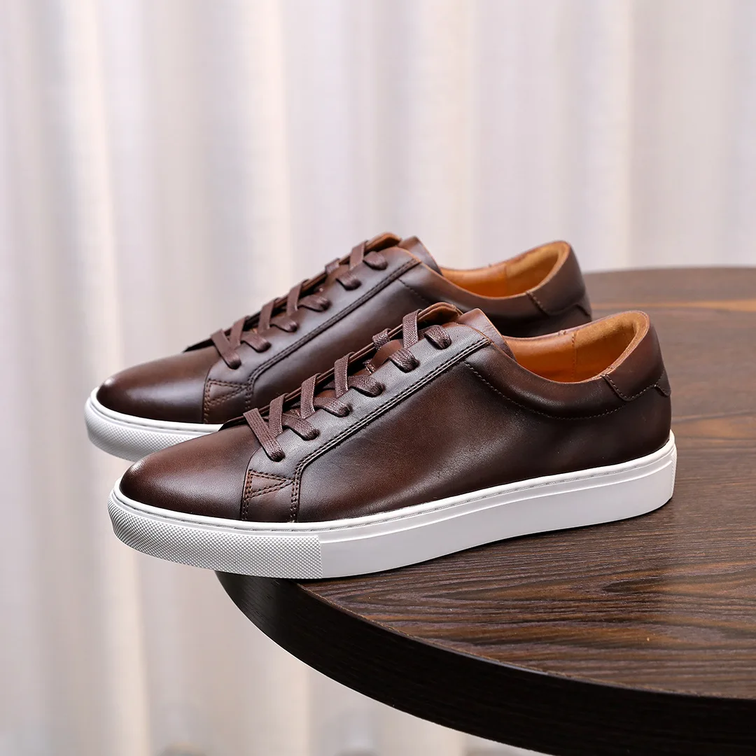 Outdoor Round Head Lace-up Flats Men Leather Casual Shoes Fall Soft Sole Sneakers Fashion Dress Shoes