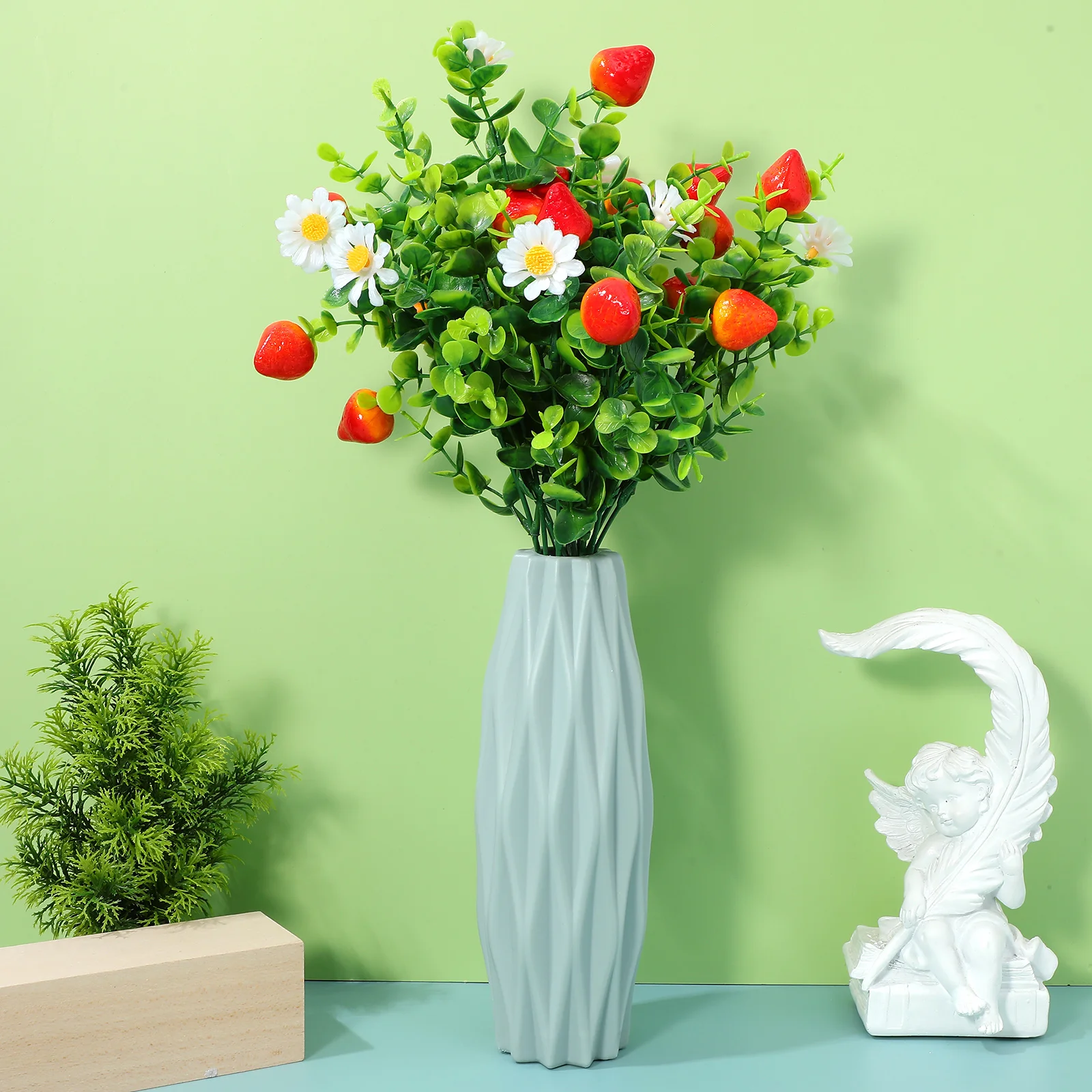 

3Pcs Simulation Eucalyptus Fruit Bundle Realistic Artificial Leaves and Strawberry Stems for Home Office Decor Centerpiece