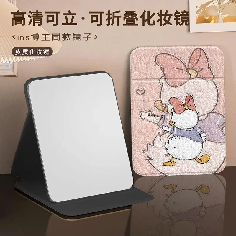Creative Disney Donald Duck Daisy New Cute Cartoon Pattern for Men and Women Couple Portable Portable Folding Makeup Mirror