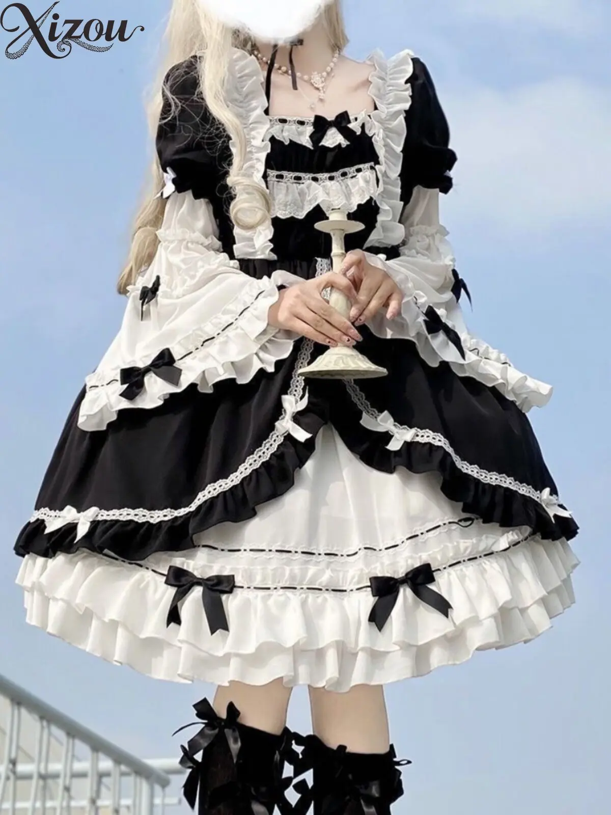 Black White Gothic Lolita OP Dress Removable Flare Sleeve Rose Maiden Cosplay Costume Bow Ruffle Lace Layered Princess Dresses