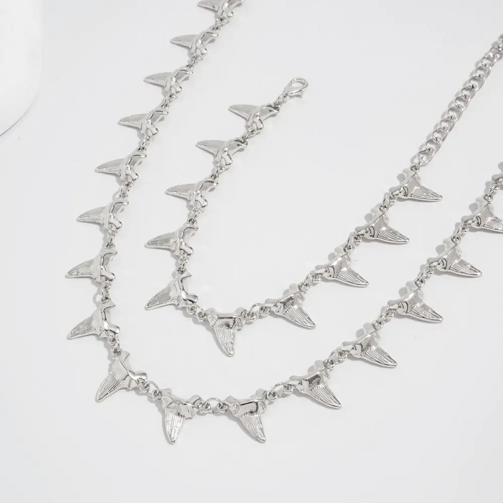 Ethnic Style Rivet Spike Necklace Golden Hip Hop Shark Teeth Pendant Bracelet Silver Jewelry Accessories Geometric Jewelry Set
