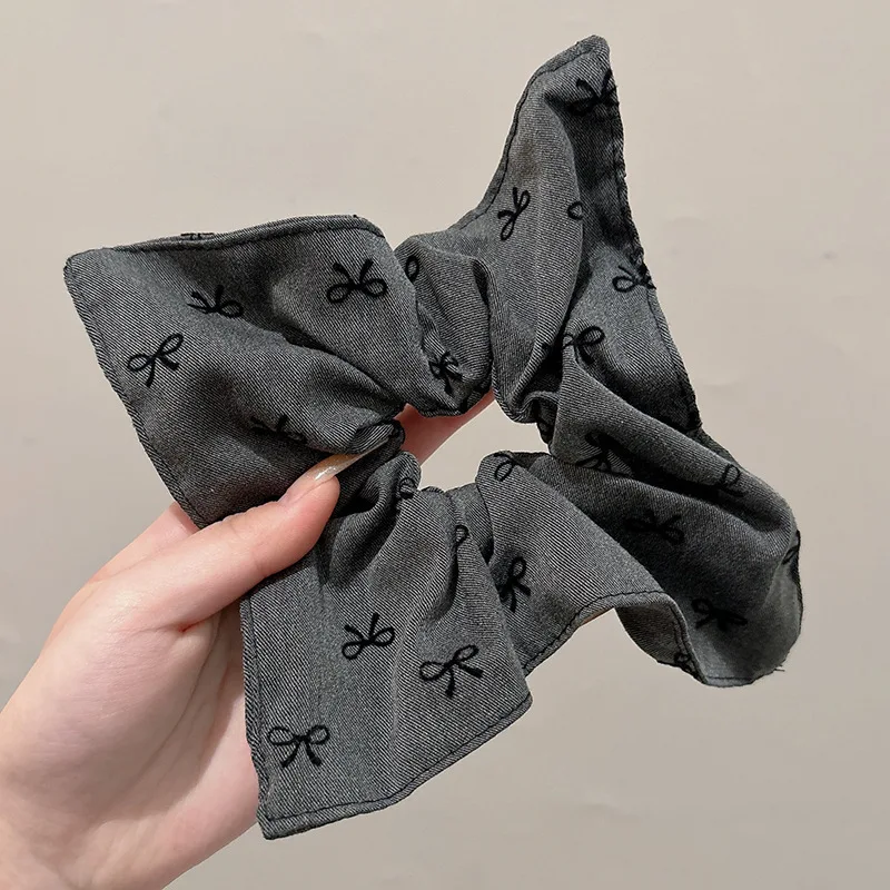 

New Style Silk Scarf with Bow, Scrunchie, High-End Square Scarf Hair Accessory, Korean Style Light Luxury Hair Tie, Wholesale