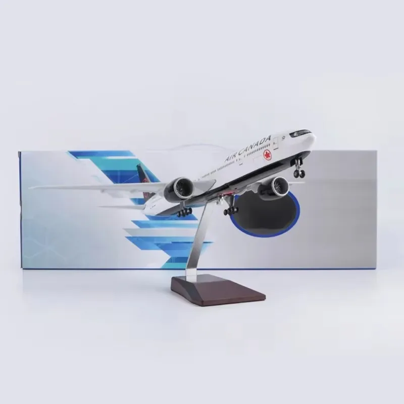 1:157 Scale 47cm Aircraft B777 Canada Air Airlines Model With Light and Wheel Diecast Resin Airplane Collection Display Gifts