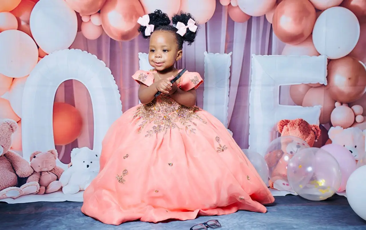 Abito da ragazza di fiore rosa pesca per la festa di nozze Abito da prima comunione principessa con perline di cristallo personalizzato