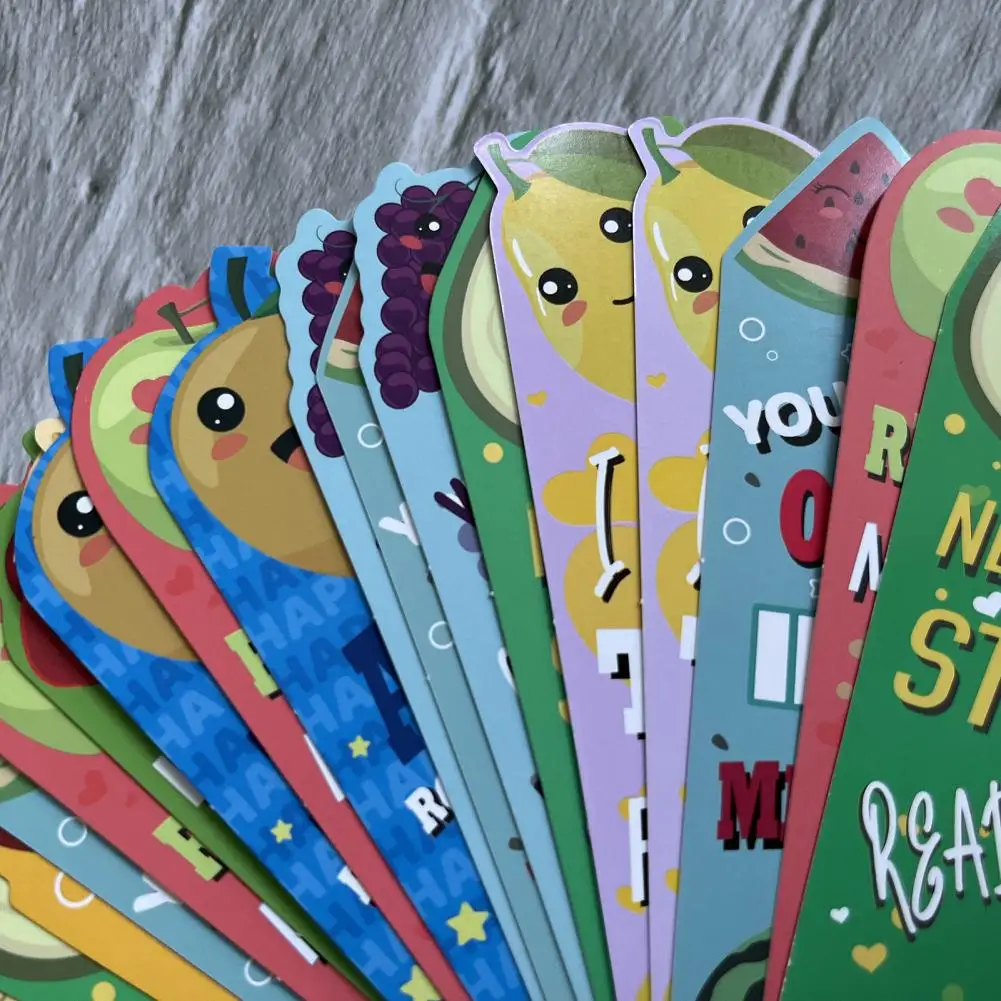 30/36ชิ้นที่คั่นหนังสือกลิ่นหอมสำหรับเด็กที่คั่นหนังสือมีหลากหลายธีมอาหารผลไม้กระตุ้นให้อ่านด้วยที่คั่นหนังสือที่มีกลิ่นหอม