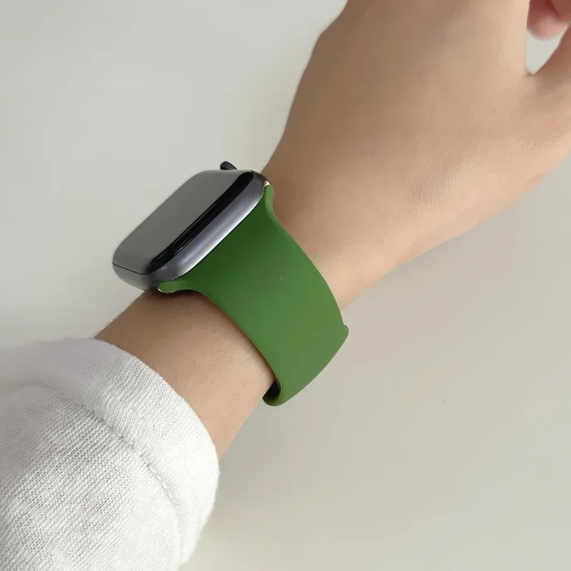 Apple Watchバンド用ストラップ 46mm 42mm 45mm 44mm 40mm シリコンスポーツブレスレット iwatch シリーズ 11 10 - 8 7 6 5 4 SE 9 Ultra 3/2 49mm対応