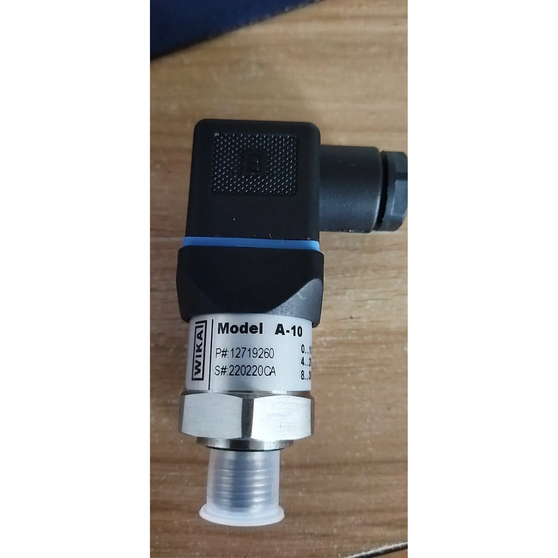 A-10 pressure sensor 100mbar to 600mbar, the same model made in wika as a domestic replacement