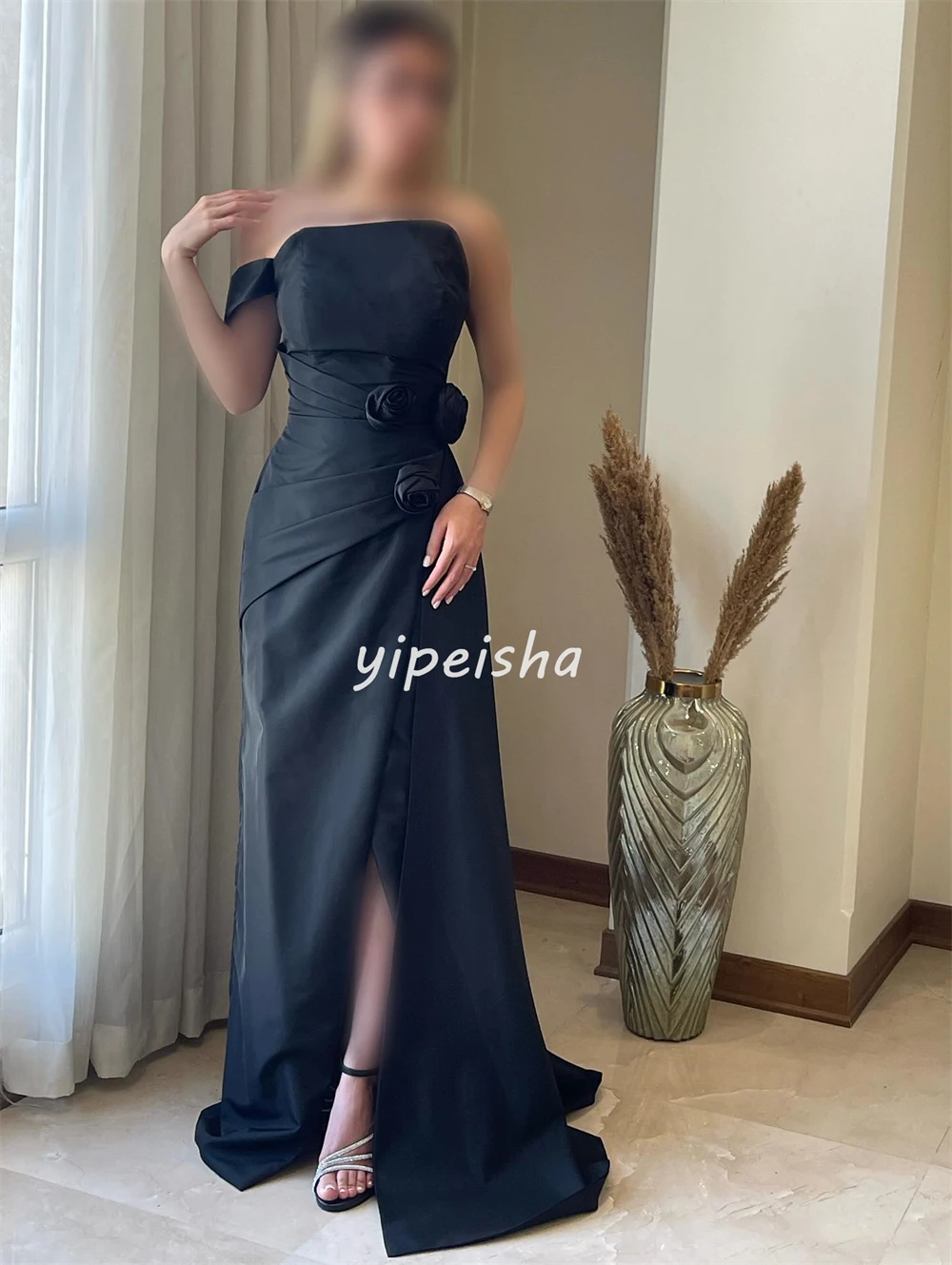 맞춤형 모던 스타일 심플 핸드메이드 플라워 플리츠 스트랩리스 롱 드레스 맞춤형 행사 드레스 클래식 매칭