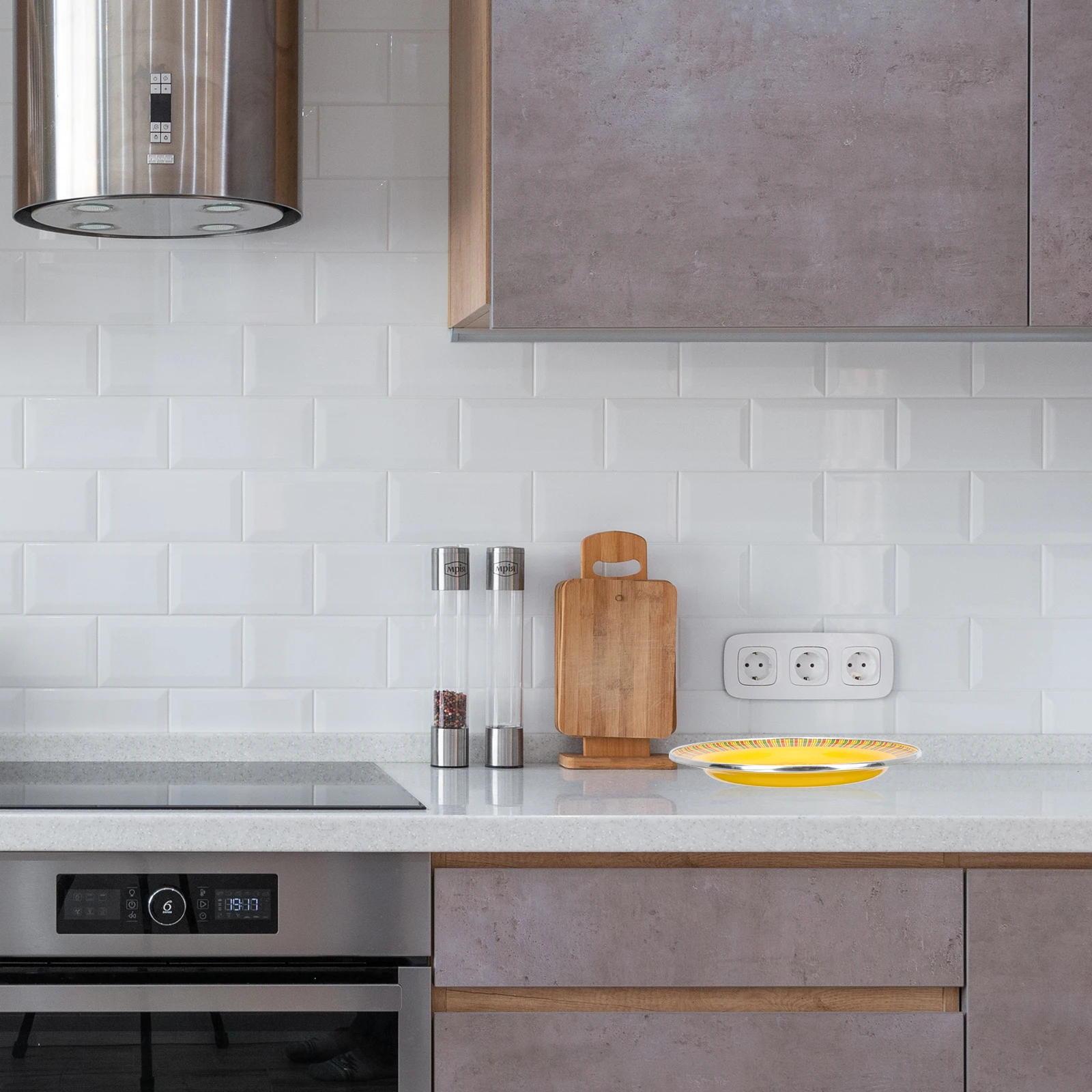 

Striped Fruit Bbq Plate Enamelware Serving Plate Food Tray for Snacks Fruits Vintage Food Dish Fruit Dish