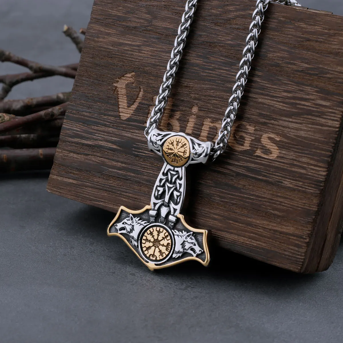 Stainless Steel Viking Thor's Hammer Mjolnir Wolf Head and Norse Rune Necklace Men's Compass Viking Pendant Jewelry Dropshipping