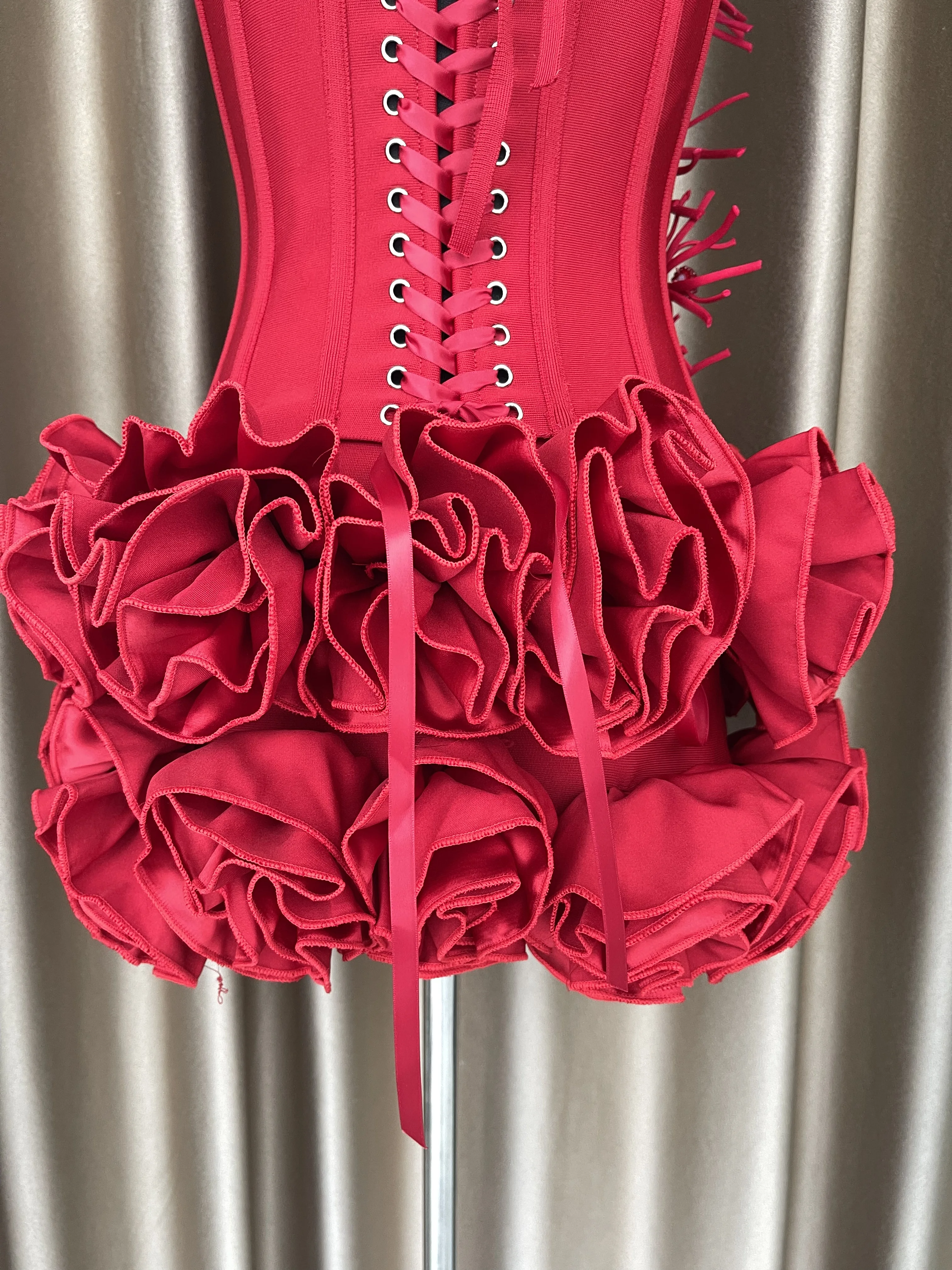 المرأة الأزهار تنورة قطعتين ضمادة مجموعة مثير الرسن الديكور مشد التنانير العليا الدانتيل متابعة الدعاوى المشاهير حفلة كوكتيل الزي #6