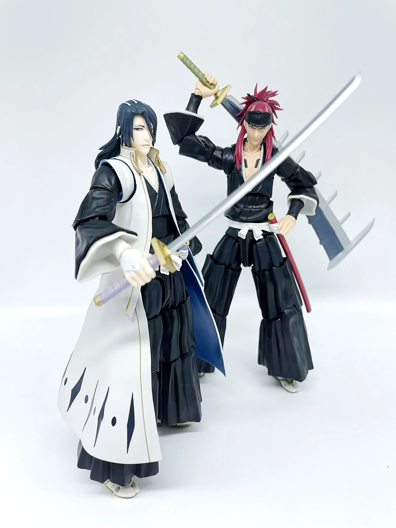 

Bandai Genuine Original S.H.Figuarts SHF Anime Bleach Kuchiki Byakuya Anime Action Figure Model Toy Collectible Gifts In Stock