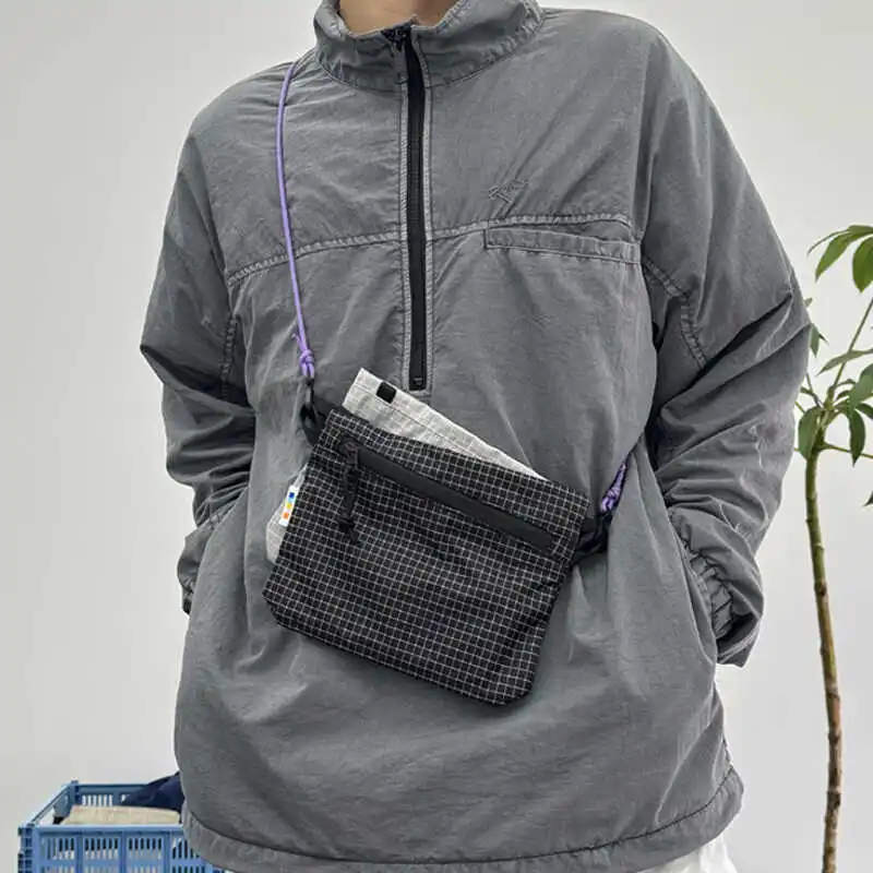 

Waterproof Outdoor Climbing Cam Reflective Crossbody Bag Lightweight Mobile Phone Bag Nylon Fabric Soft Box ape for Youth