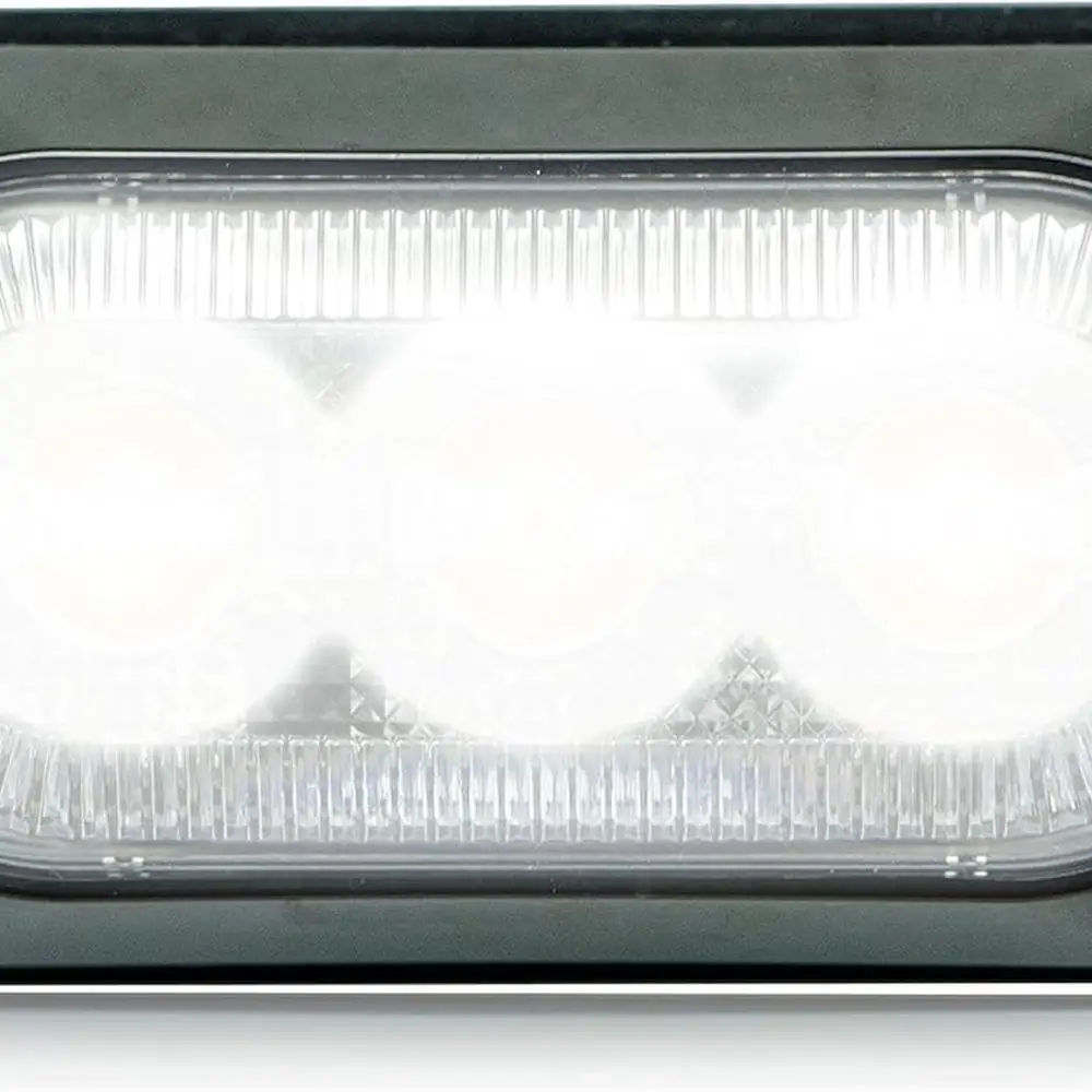 

Ultra-Slim 3-LED White Warning Light with Surface Mount, Clear Lens - Maxxima M20383WCL