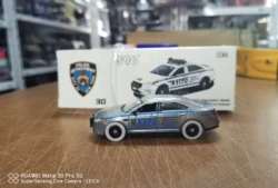 596 Model 1:64 Ford Taurus Police Car Herd Collection die cast alloy car model decoration gift