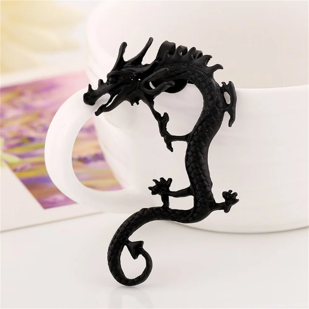 Wu\'s2022 New Dragon Ear Clips Retro Punk Jewelry Accessories Earrings Men and Women Clip Ear Clips Earrings Without Ear Holes Me