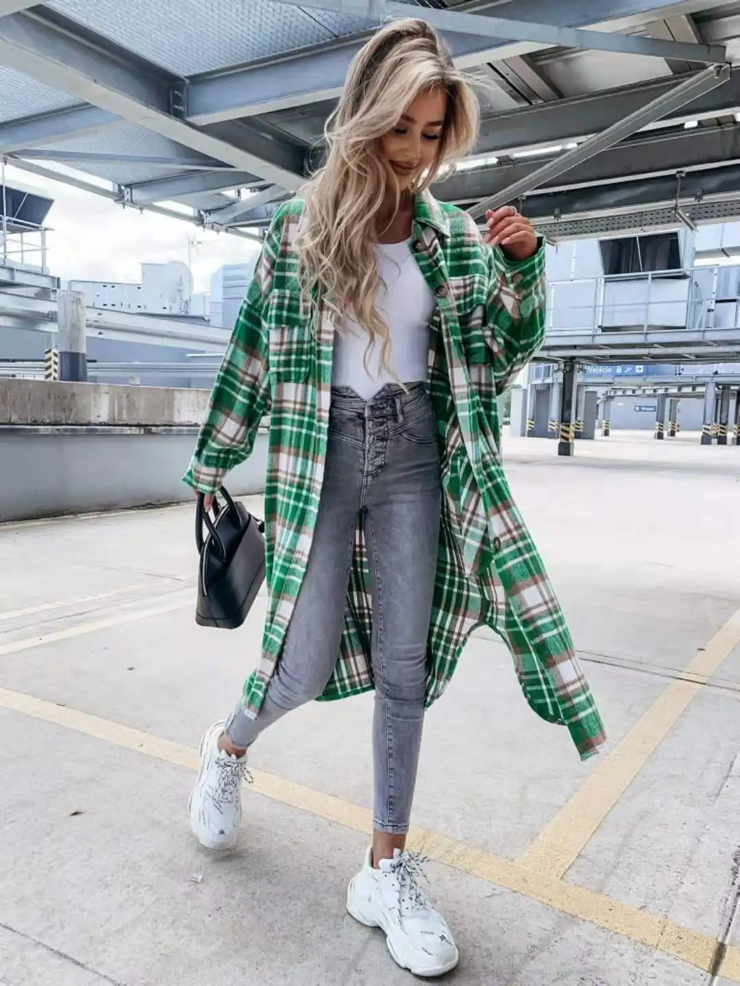 2024 Women Long Sleeve Plaid Patchwork Print Shacket Fall Oversized Button Down Long Shirt Jacket Shackets With Pocket