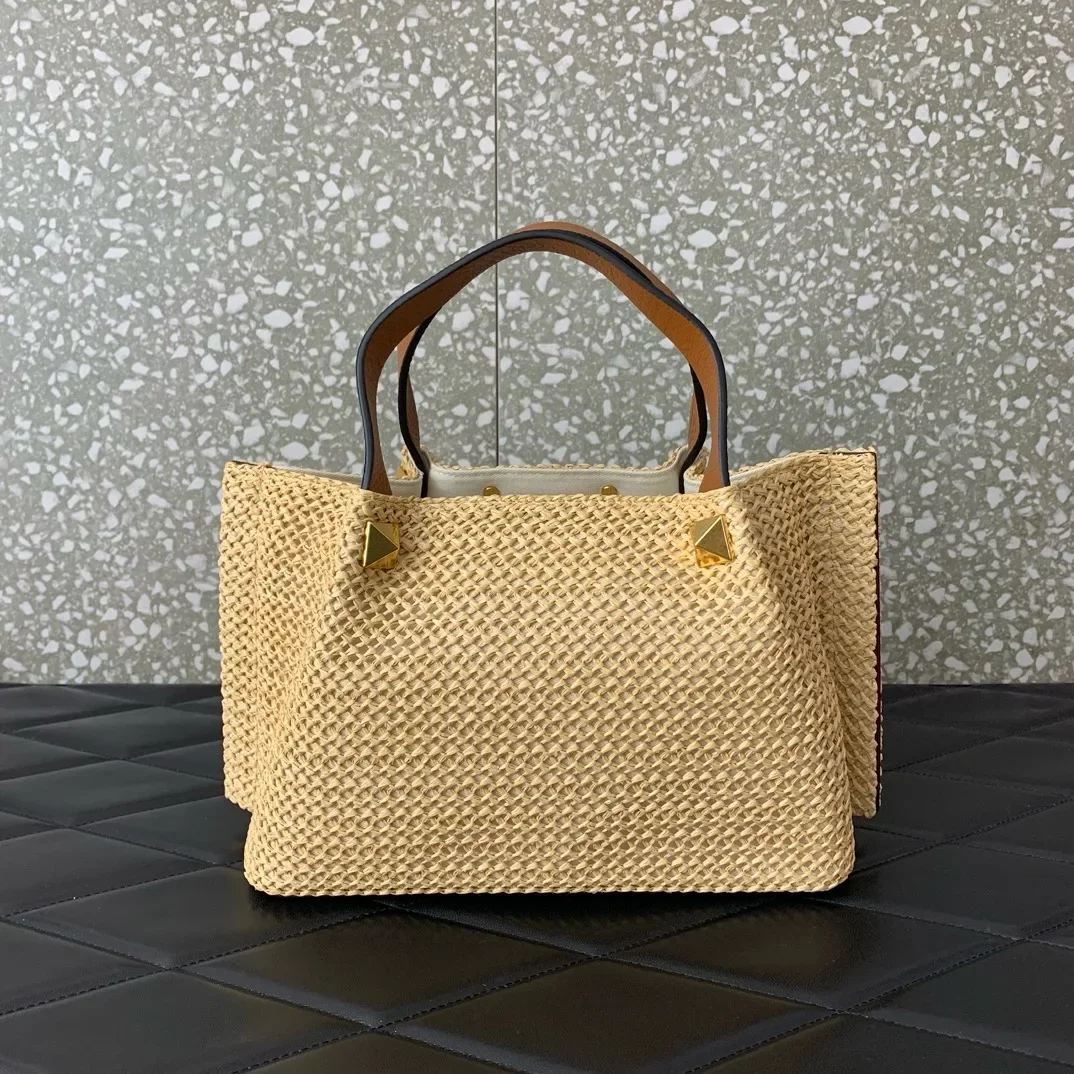 

Spring/Summer Tote Bag 2024 New Handmade Natural Grass Woven Foreskin Leather Handle Shoulder Strap Handheld Shoulder Bag