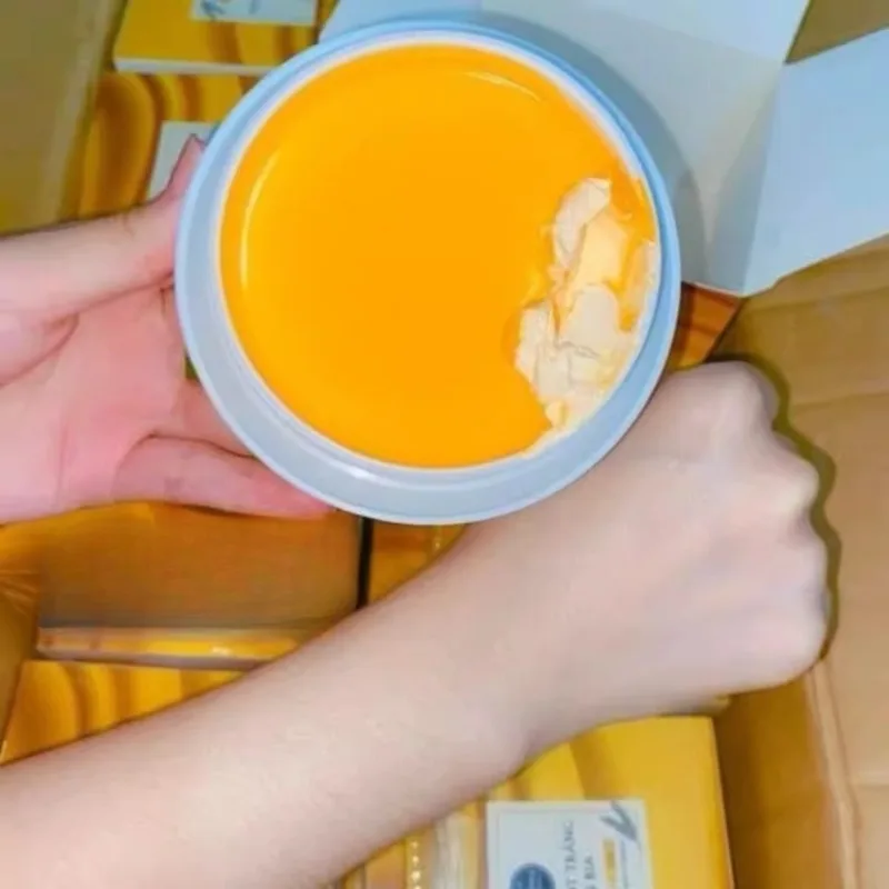 

Осветляющий лосьон для тела Nicos Chinh Hang Brightening Body Lotion 150г для сухой кожи, увлажняющий.