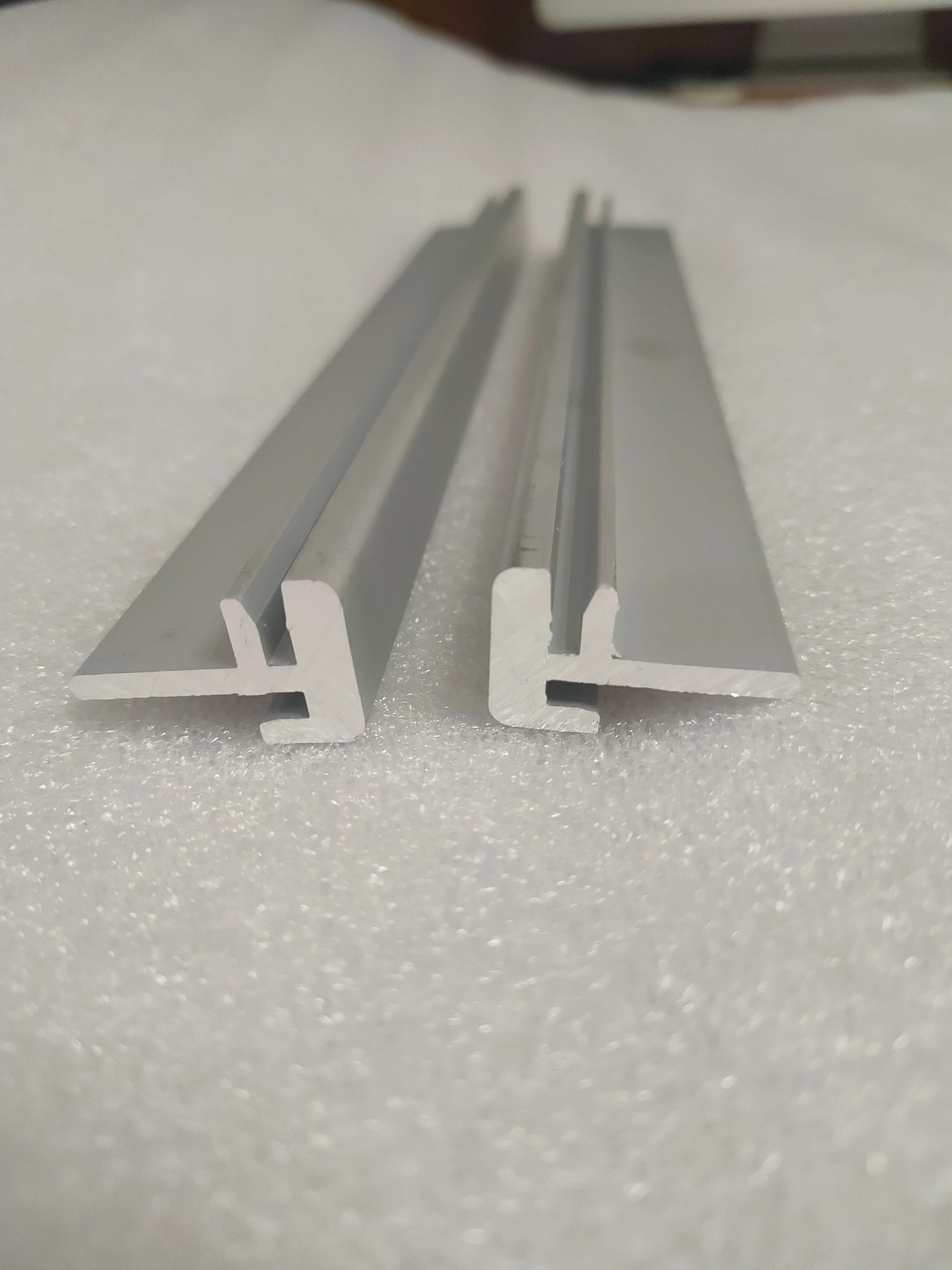 مصنع التخصيص مخصص كبير مقذوف الألومنيوم الشخصي لستارة الجدار الألومنيوم ملف بنتوء المواد #6