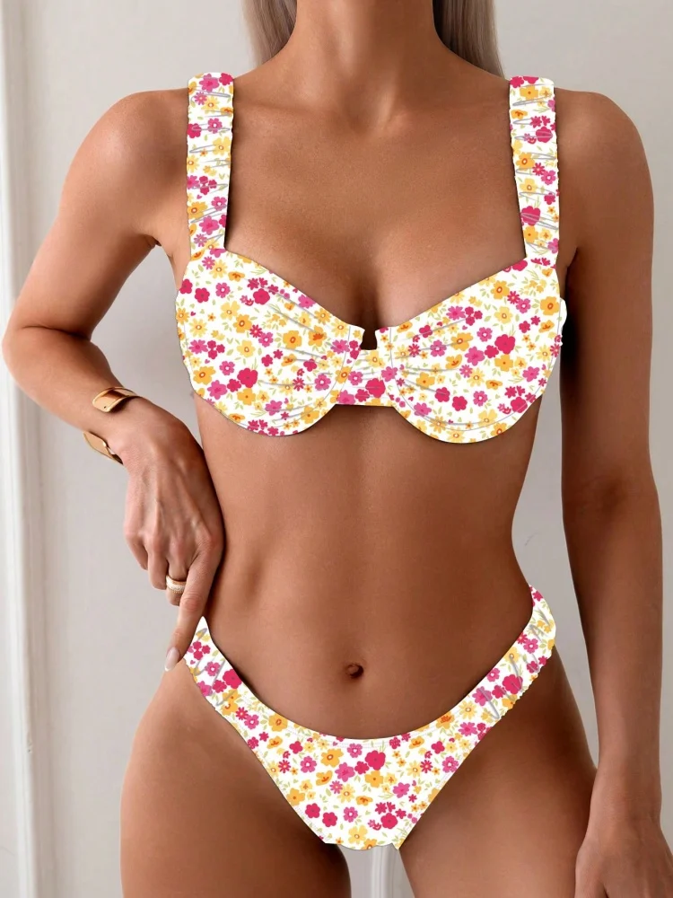 

Женский купальник бикини, новинка 2025 года, комплект бикини на бретельках с принтом, сексуальные стринги, купальник, летняя пляжная одежда из двух предметов, купальный костюм для женщин