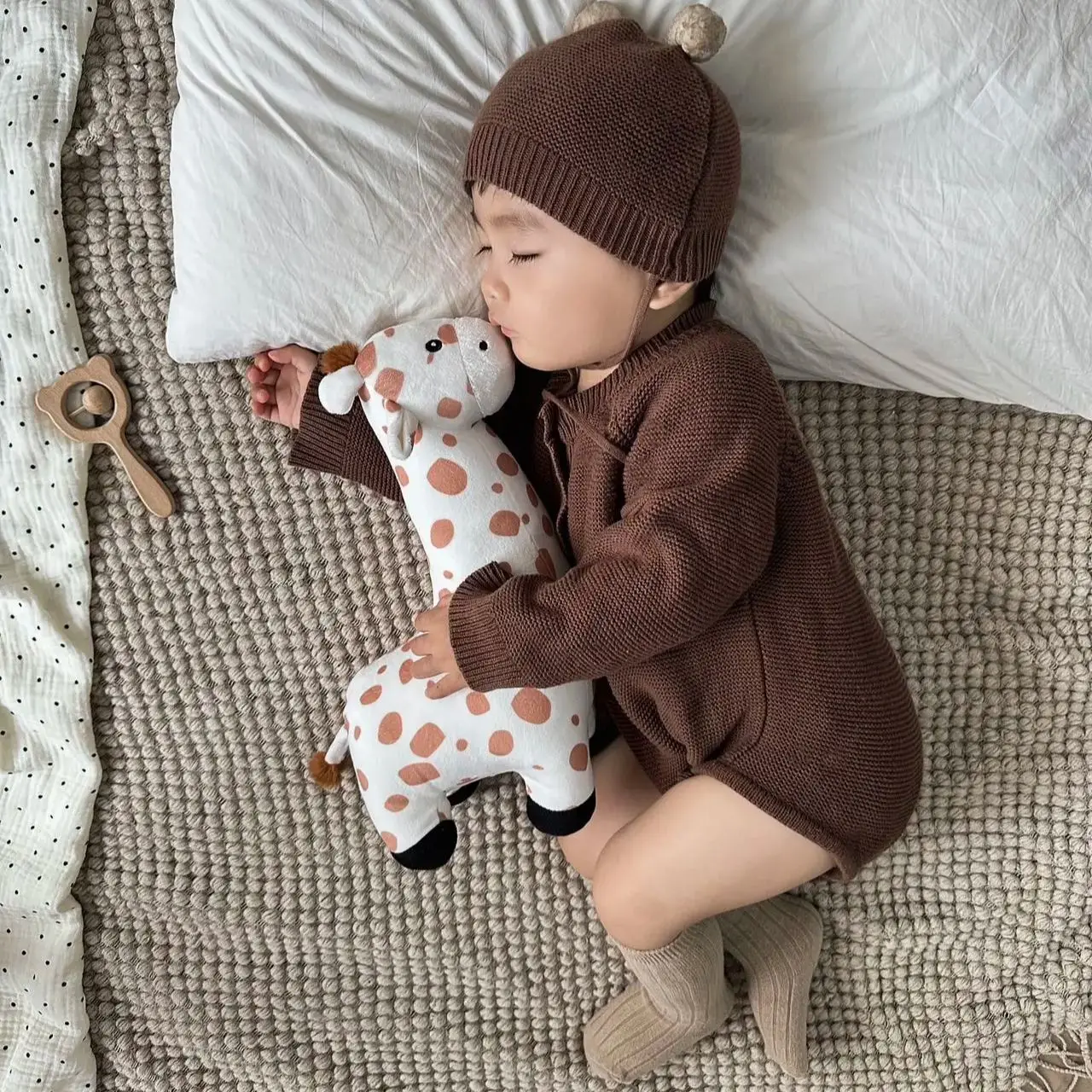 ins style creative giraffe toy baby sleeping soothing plush toy home decoration doll ornaments