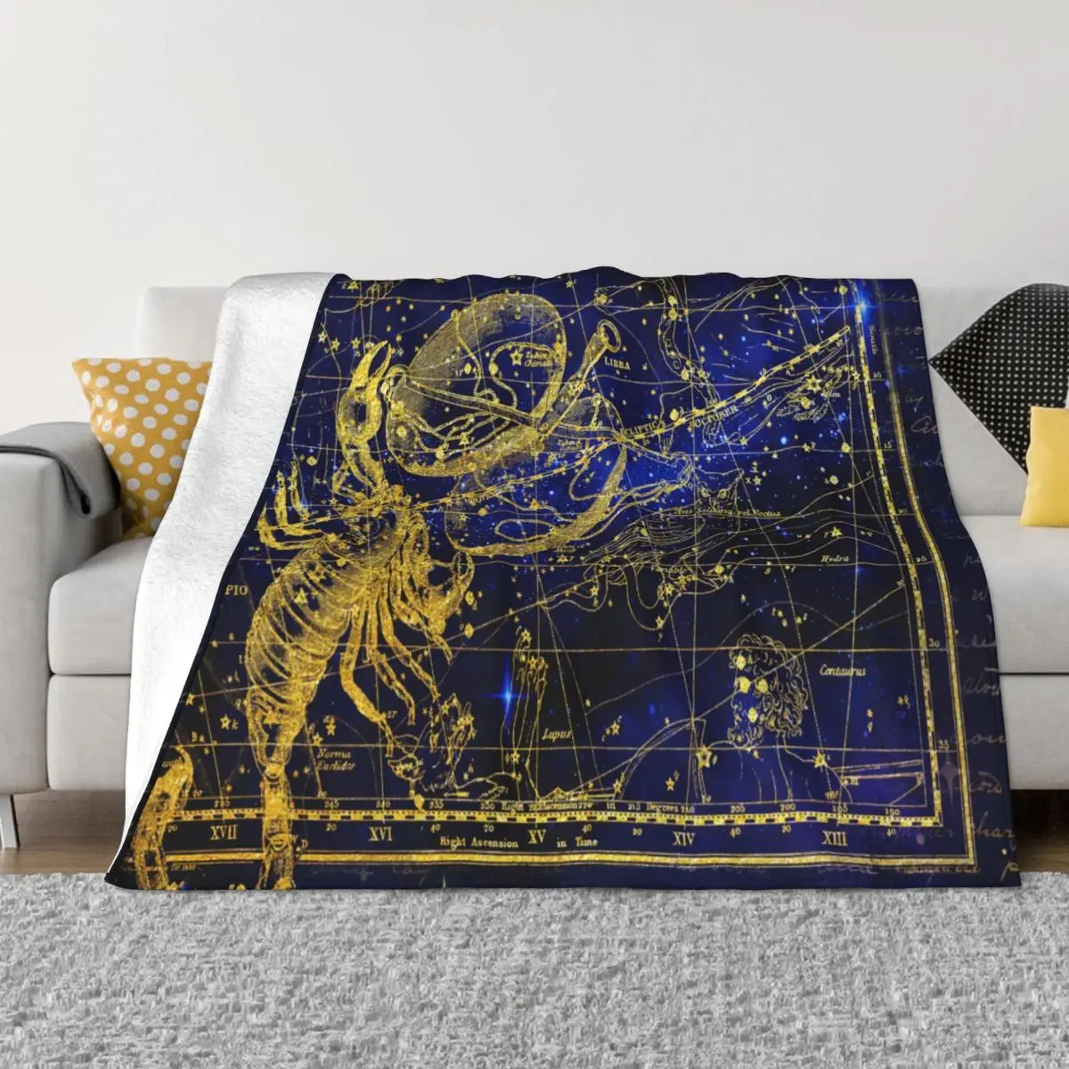 Tarot Astrologie Golden Scorpion Blanket Accessories Sofa Decorative Blanket Throw Lightweight Flannel for Travel