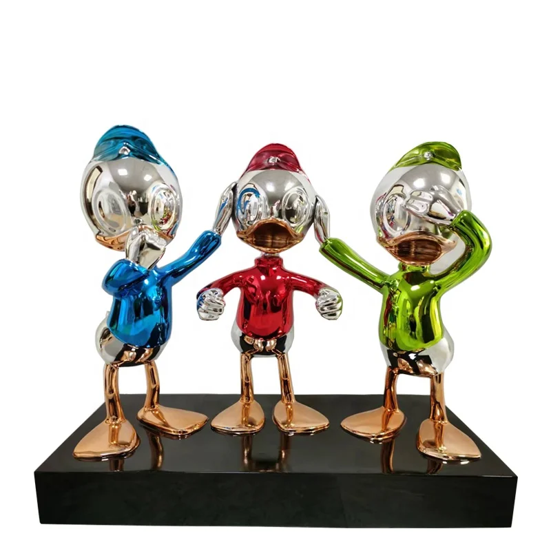 Customized Famous  Wholesale Electroplating Colorful Fiberglass Duck Statue Cartoon Game Figure Art Fiberglass Popeye Monopoly