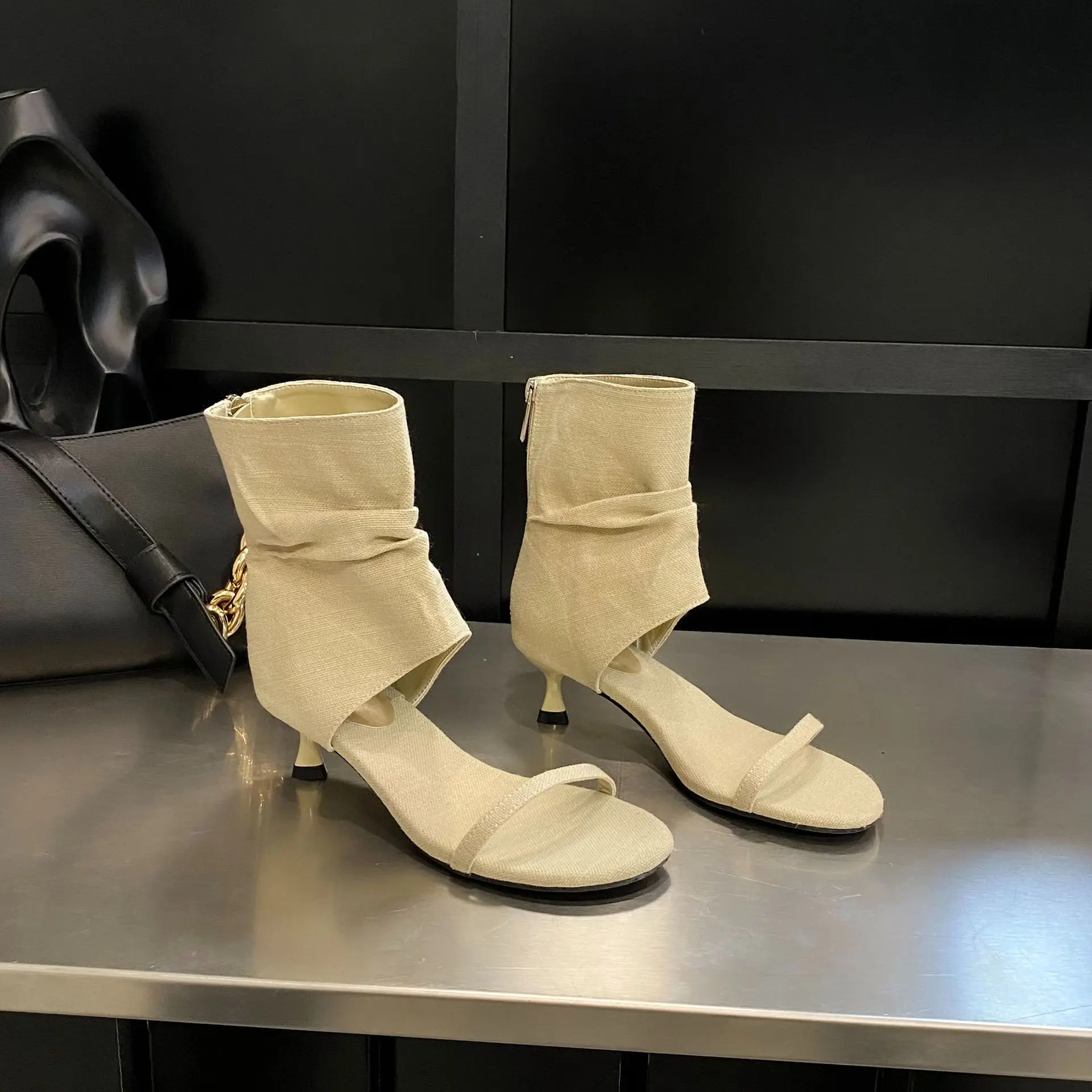 Sandales Confortables à Talons Hauts Carrés pour Femme, Chaussures Stiletto avec Bande artificiel astique, Beige, Été 2024