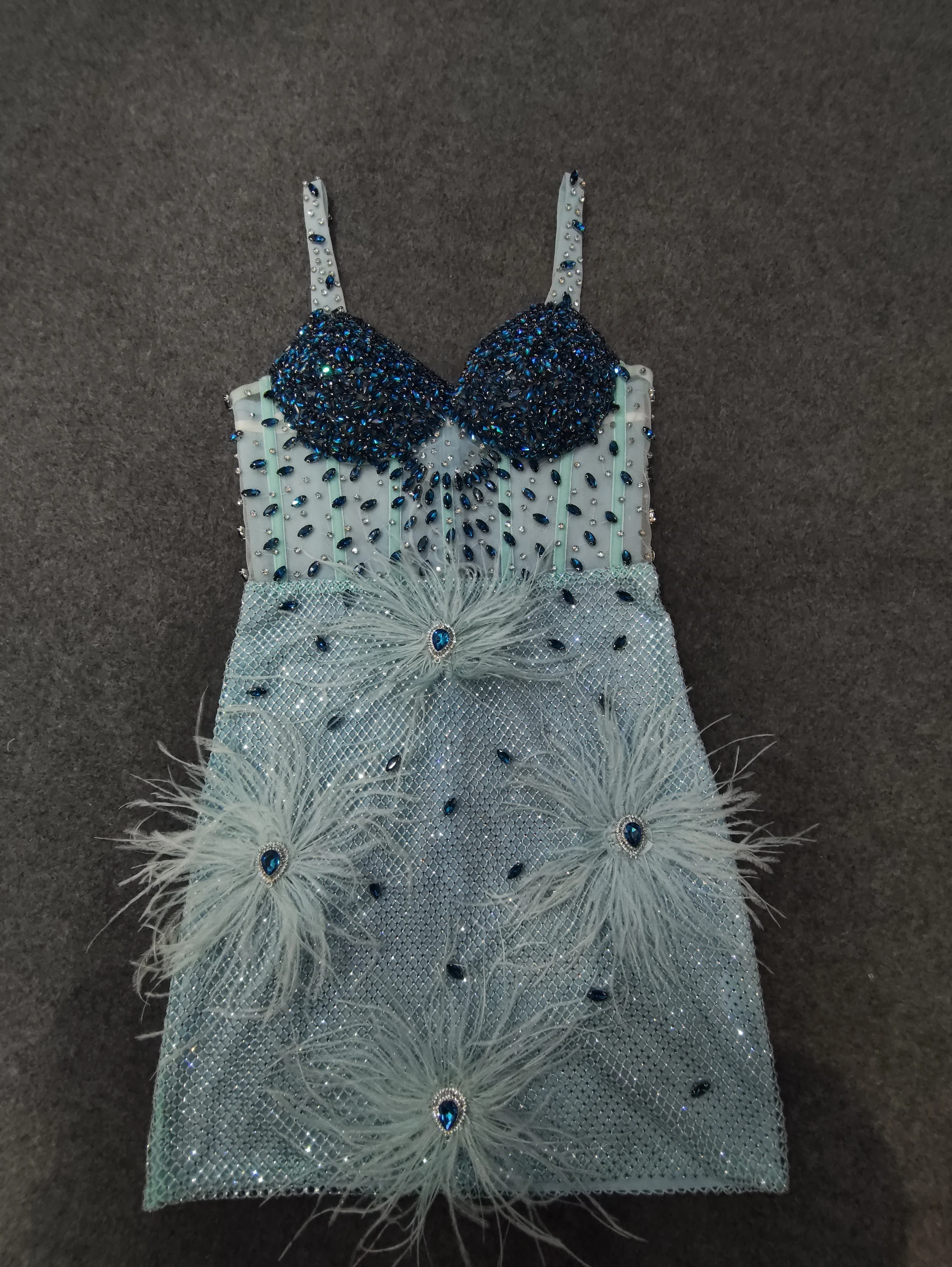 Robe Sexy en plumes de strass, coupe basse, bretelles à paillettes transparentes, robe de soirée haut de gamme