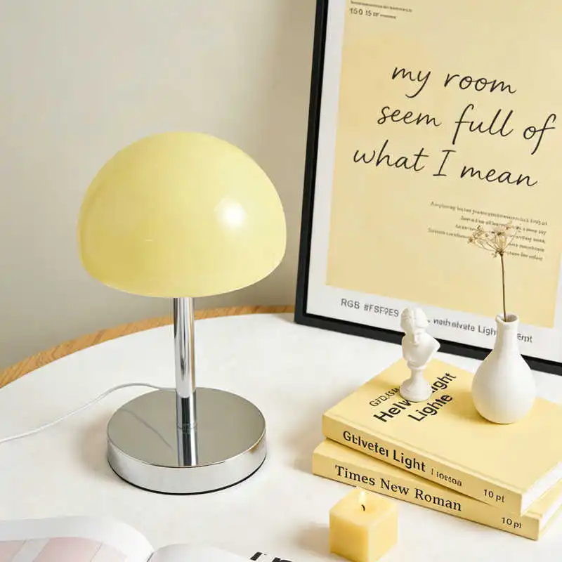 Nordycka Nowoczesna Lampa Stołowa w Stylu Mid-Century, Kremowa, Bauhaus, Luksusowa, Vintage, Grzybek, Szklana, do Sypialni, Salonu, na Stolik Nocny, Dekoracyjna, Tworząca Atmosferę