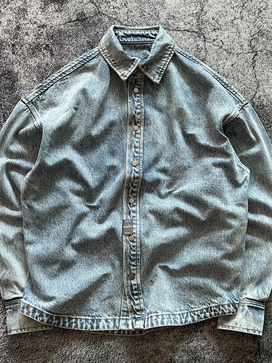 

Американская ретро-куртка свободного кроя из плотного денима (6 унций, 100% хлопок) для повседневной носки, молодежный тренд, весенняя одежда