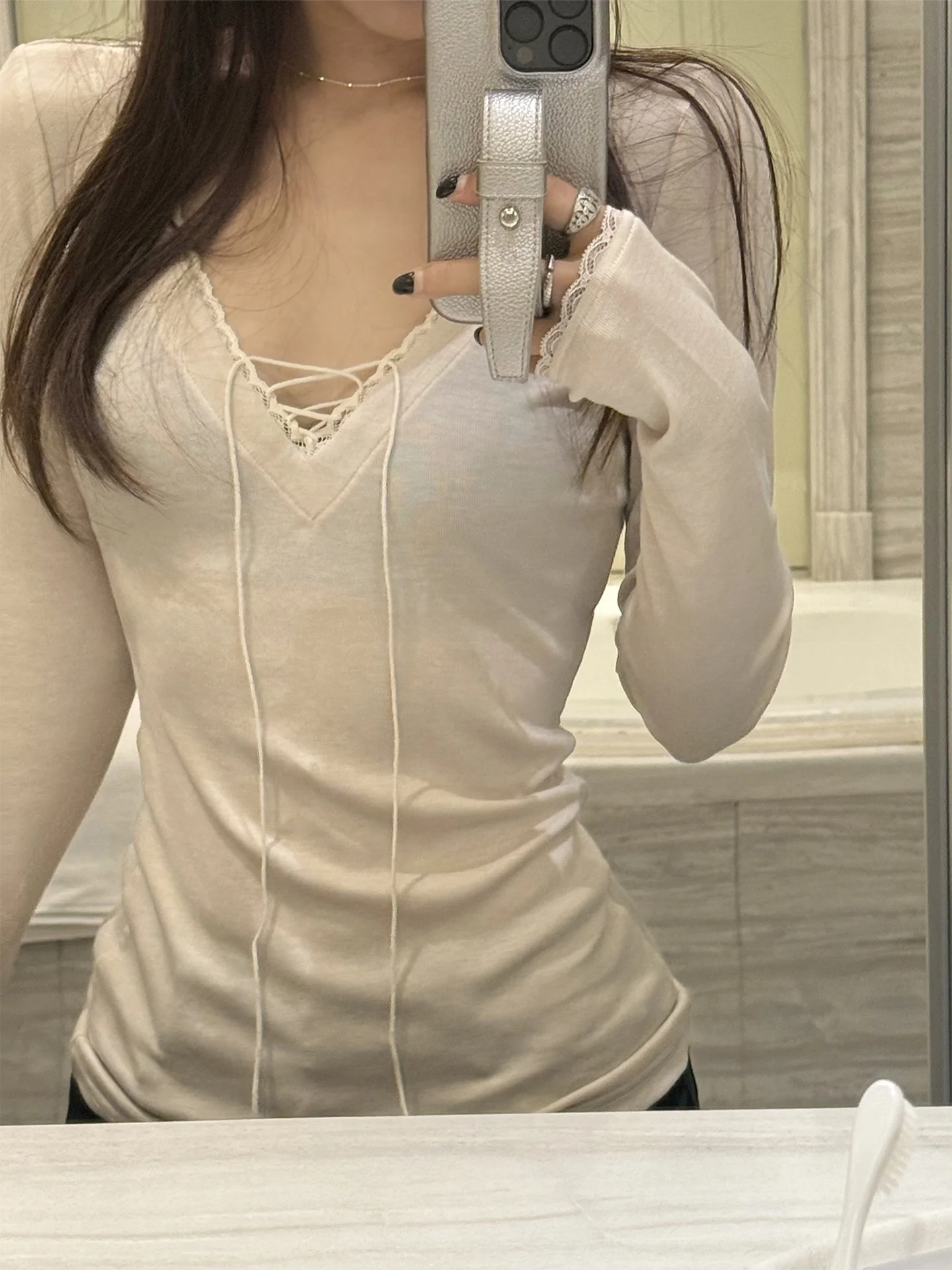 

YOLO OP Lace Detailing V-Ne Slim Fit Base Layer Top Women's Early Spring New Sle Casual Knitted Long Sve T-irt