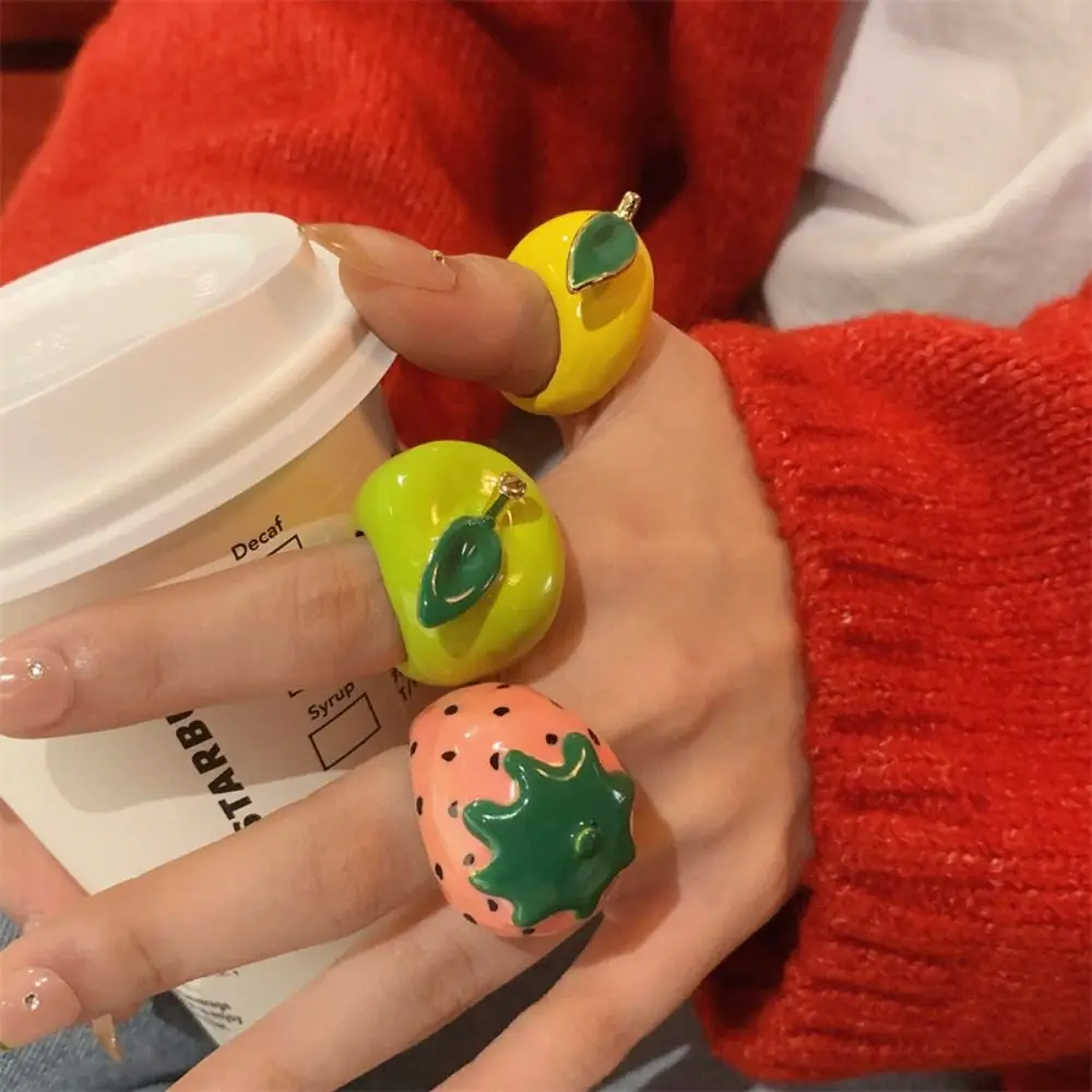 

Retro Strawberry Drip Oil Ring Lemon Dripping Oil Painting Ring Jewelry Accessories Minority Design Fruit Enamel Ring Decoration