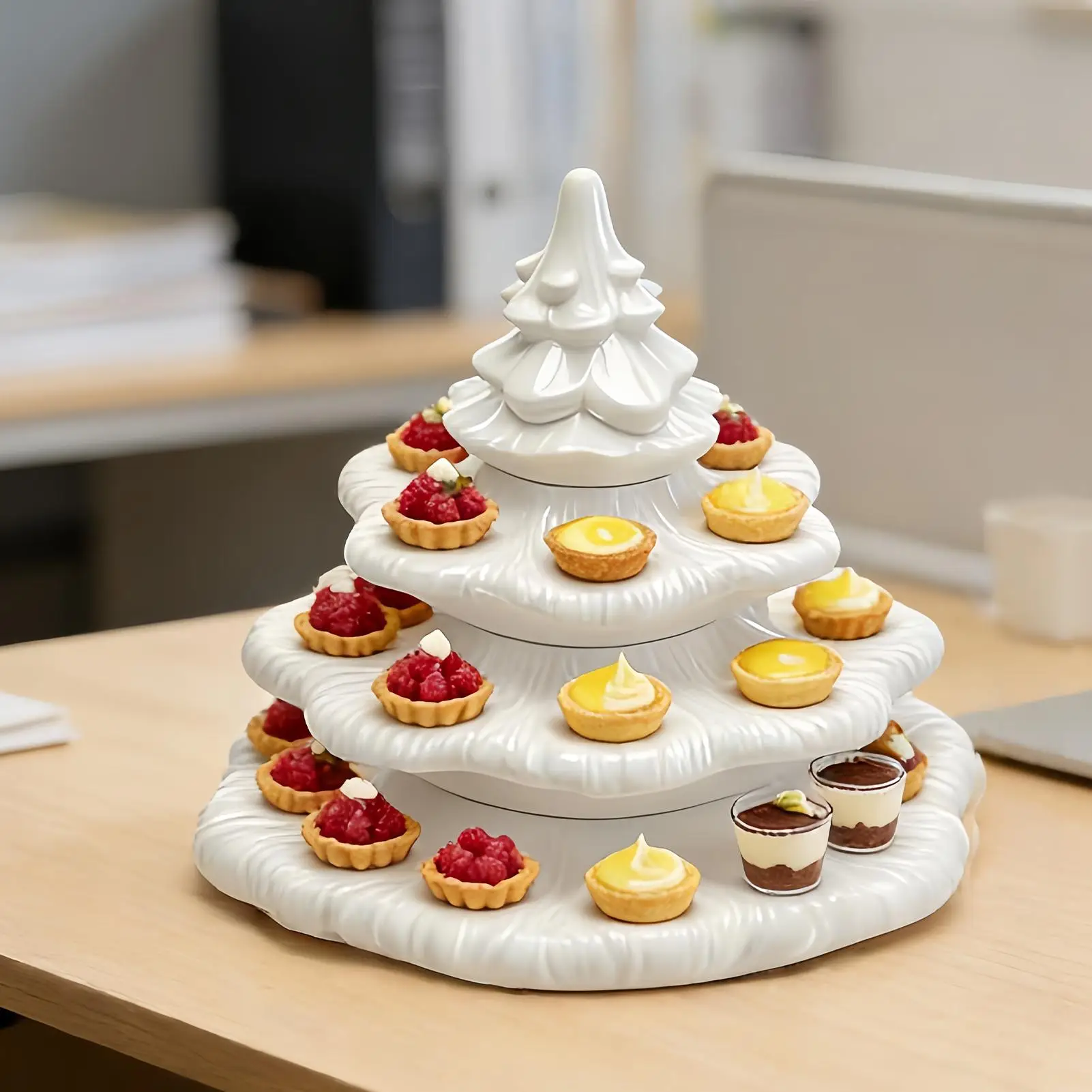 Christmas Tree Shaped Deviled Egg Tray 4 Layer 26 Hole Serving for Holiday Thanksgiving Wedding BBQ Picnic Outdoor Parties