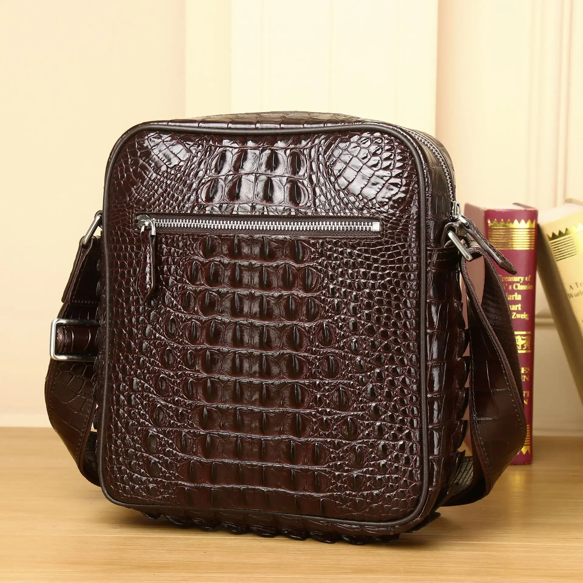 2024 New Luxury Men's Handbags Cow Genuine Leather Male Shoulder Bag Crocodile Pattern Crossbody Bag Boy Brand Messenger Bags