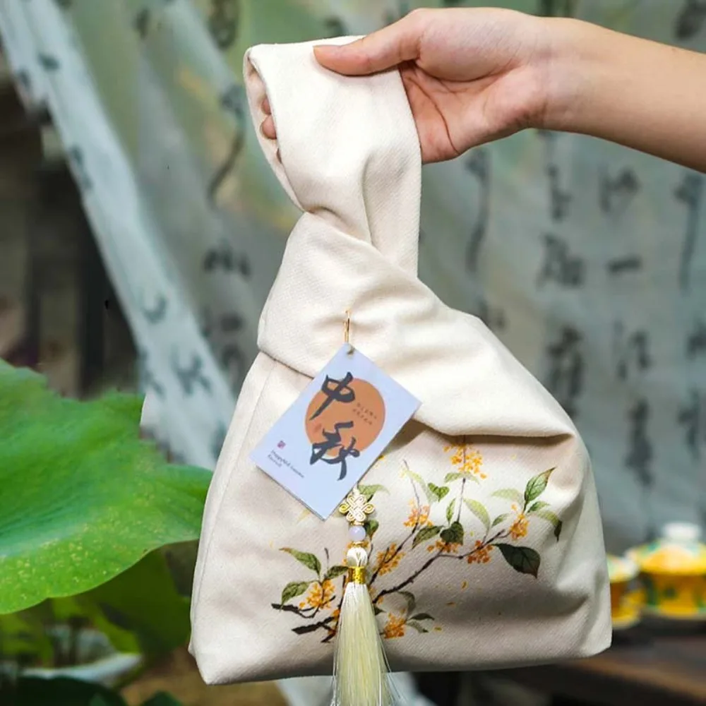 Portable Pendant Tassel Knot Wrist Bag Pin Storage Purse Mid-Autumn Festival Pouch Fragrans Elegant Gift Candies Bag Party