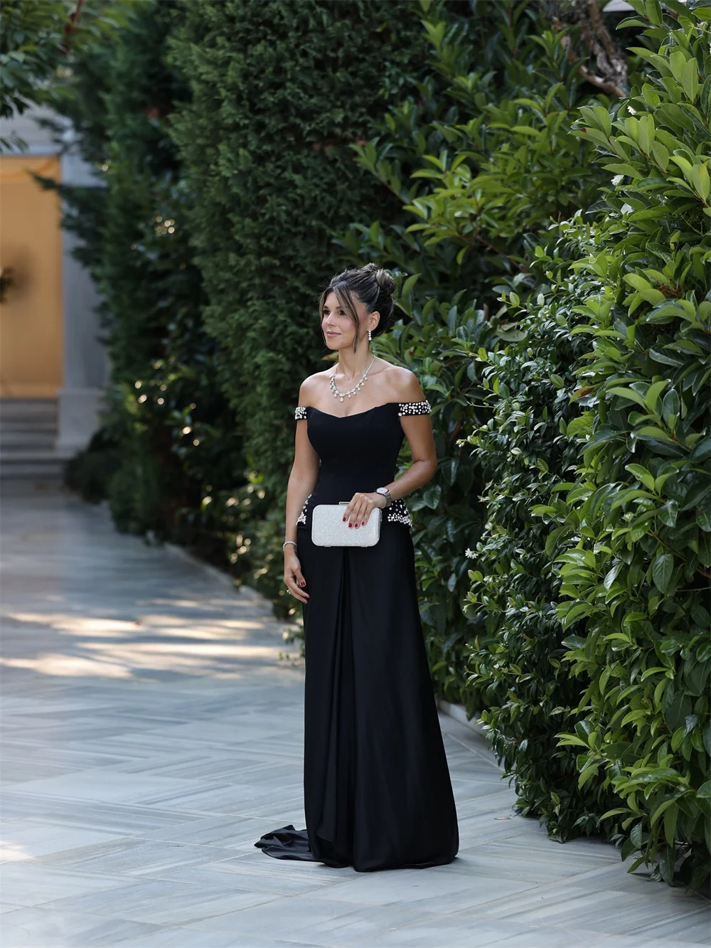 Amanda Customized Black Off Shoulder Rhinestones Prom Dresses Ruffled Sleeveless vestidos de noche Floor-Length Formal Evening