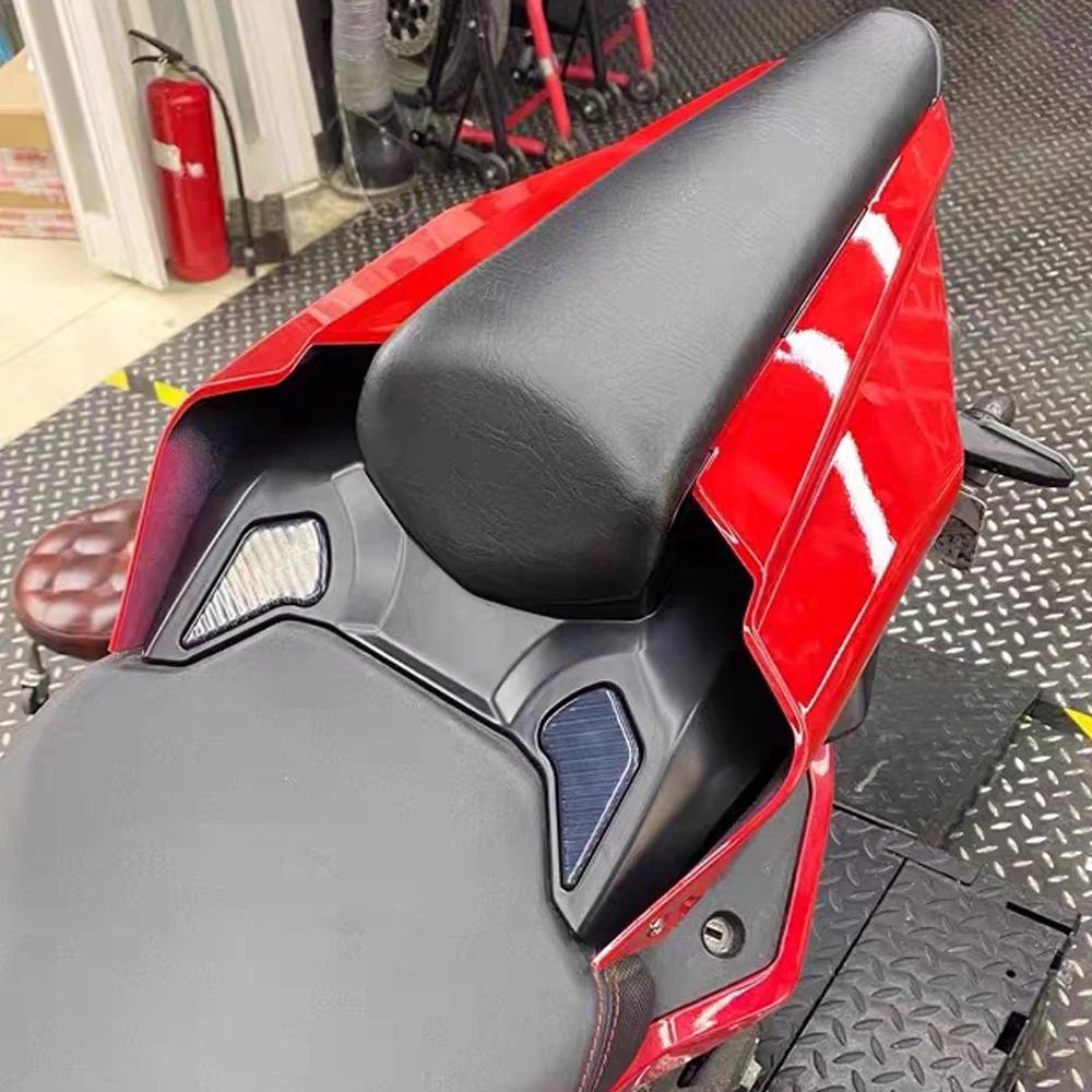 

Motorcycle Rear Pillion Seat Cushion Cover Pad Tail Fairing Hump Cowl For Honda CBR650R 2019 2020 2021 2022 2023 CB650R Solo Red