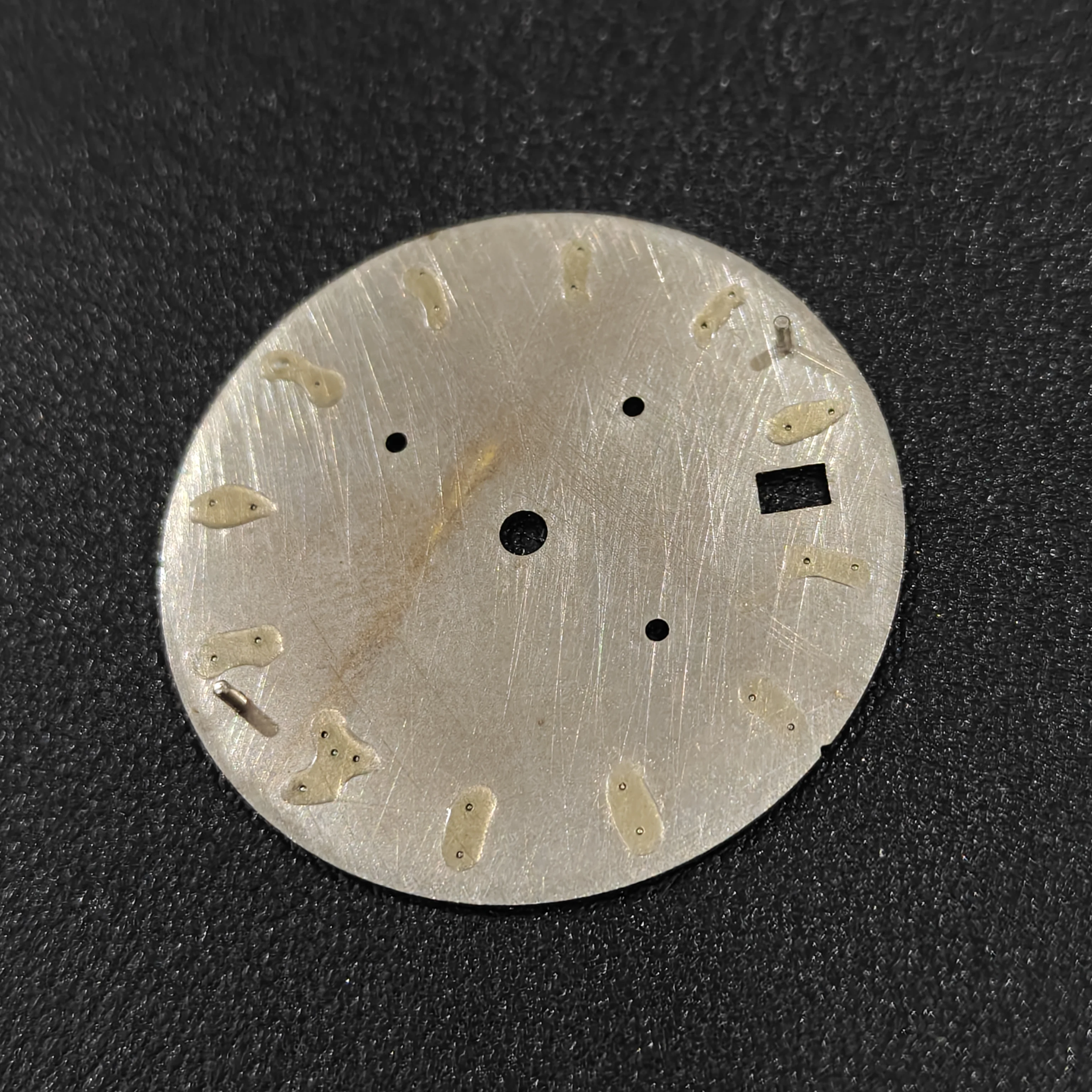 맞춤형 시계 VK63 다이얼 32.5mm C3 녹색 야광 다채로운 캘린더 창 미네랄 크리스탈 글라스 케이스 시계 액세서리