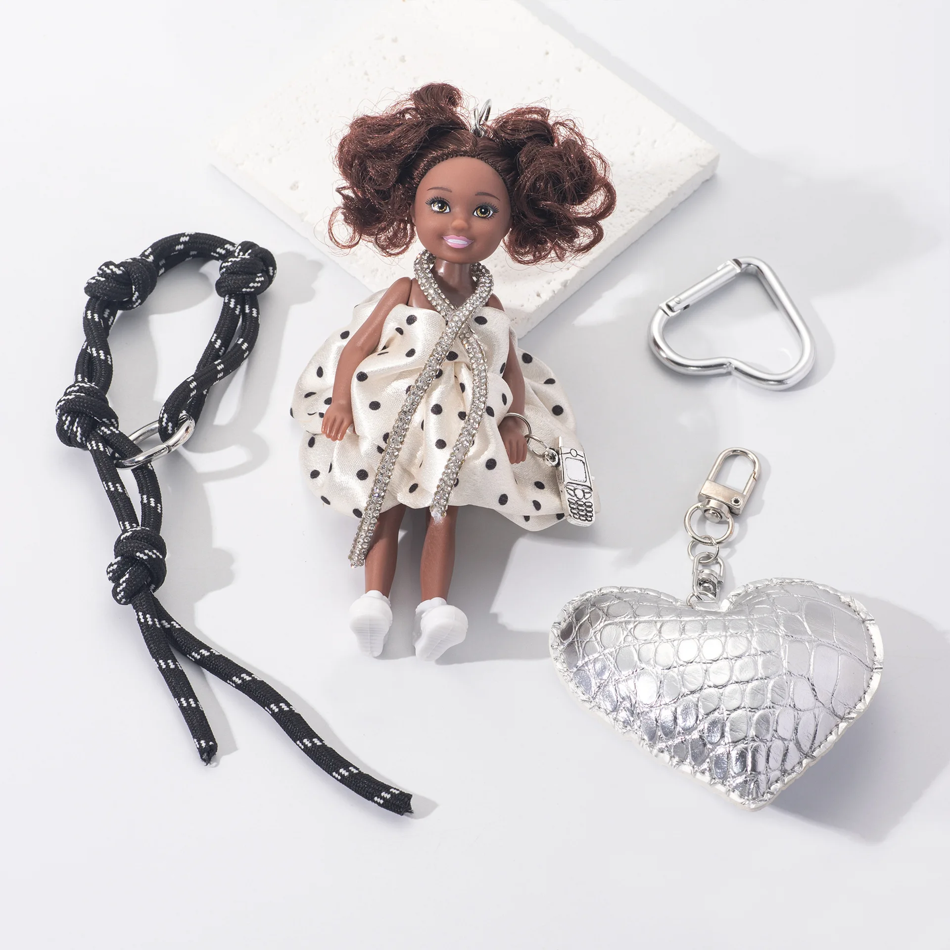 شعبية لطيف الأفريقية بابي دمية على شكل أميرة مفتاح قلادة موضة البولكا نقطة فستان أسود الجلد دمية على شكل أميرة حقيبة ديكور هدية عيد ميلاد